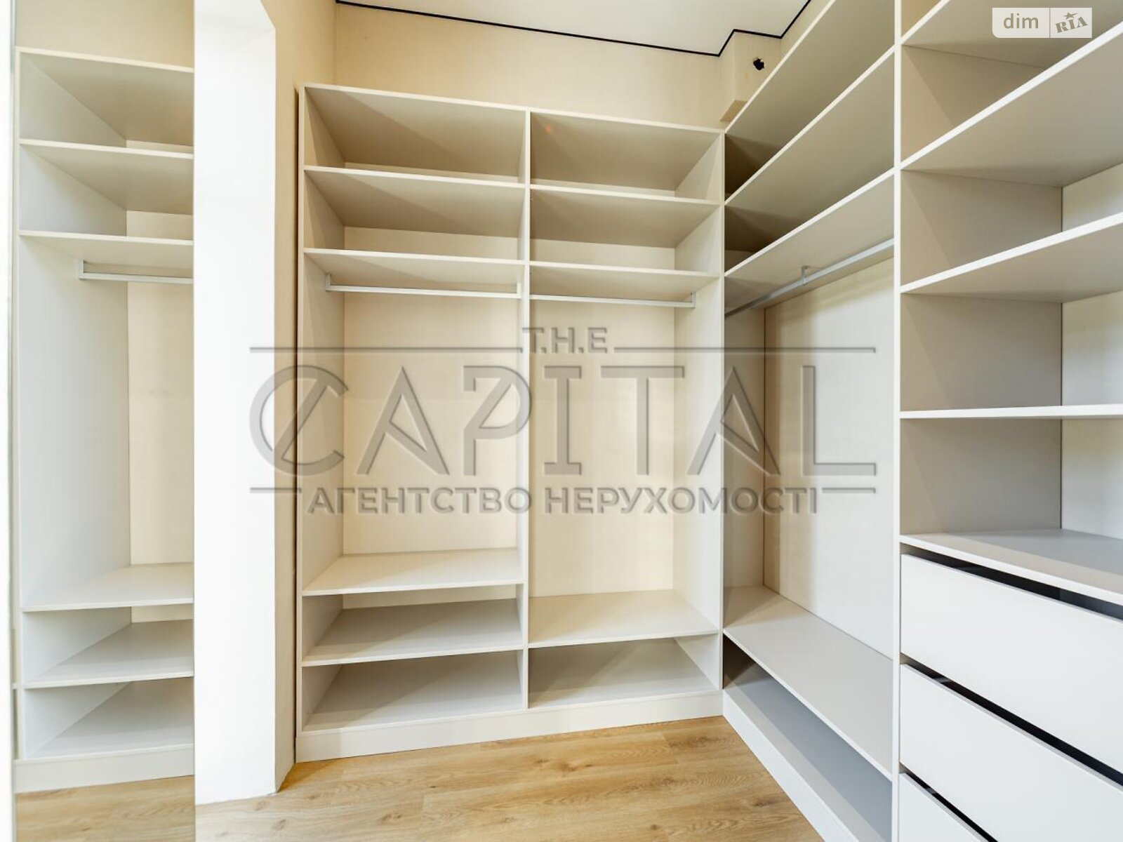 одноэтажный дом, 175 кв. м, кирпич. Продажа в Дмитровке фото 1 одноэтажный дом, 175 кв. м, кирпич. Продажа в Дмитровке фото 1