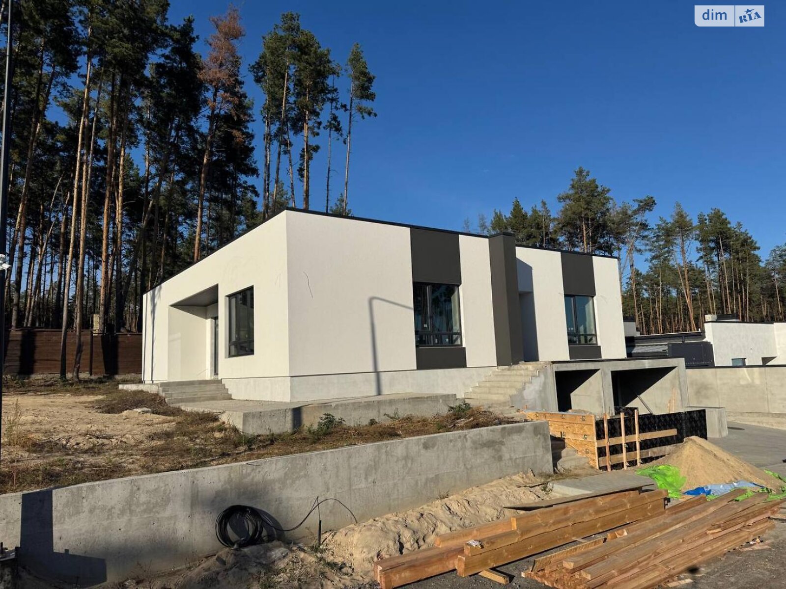 одноповерховий будинок з гаражем, 236 кв. м, кирпич. Продаж у Дмитрівці фото 1 одноповерховий будинок з гаражем, 236 кв. м, кирпич. Продаж у Дмитрівці фото 1
