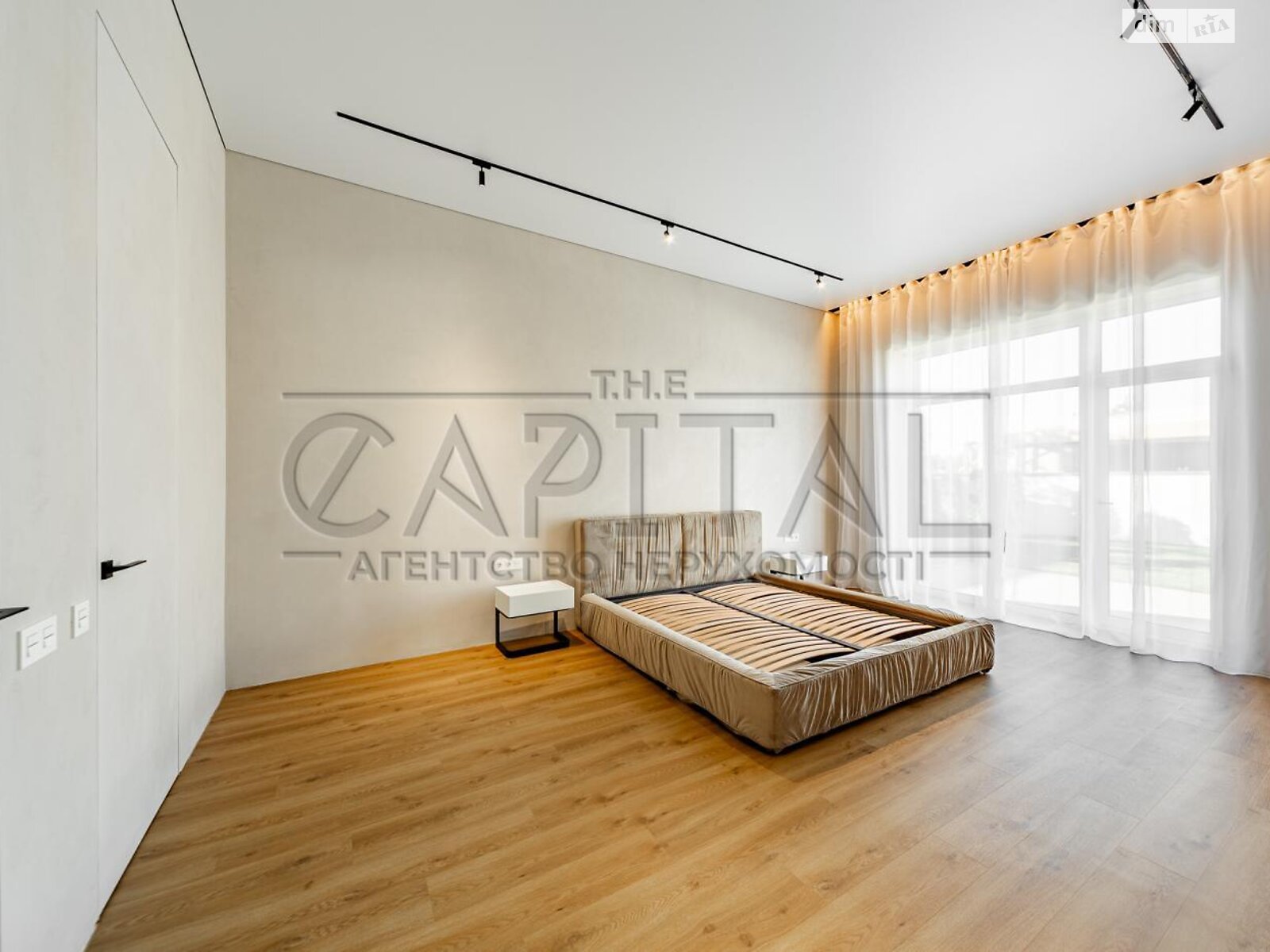 одноэтажный дом, 175 кв. м, кирпич. Продажа в Дмитровке фото 1