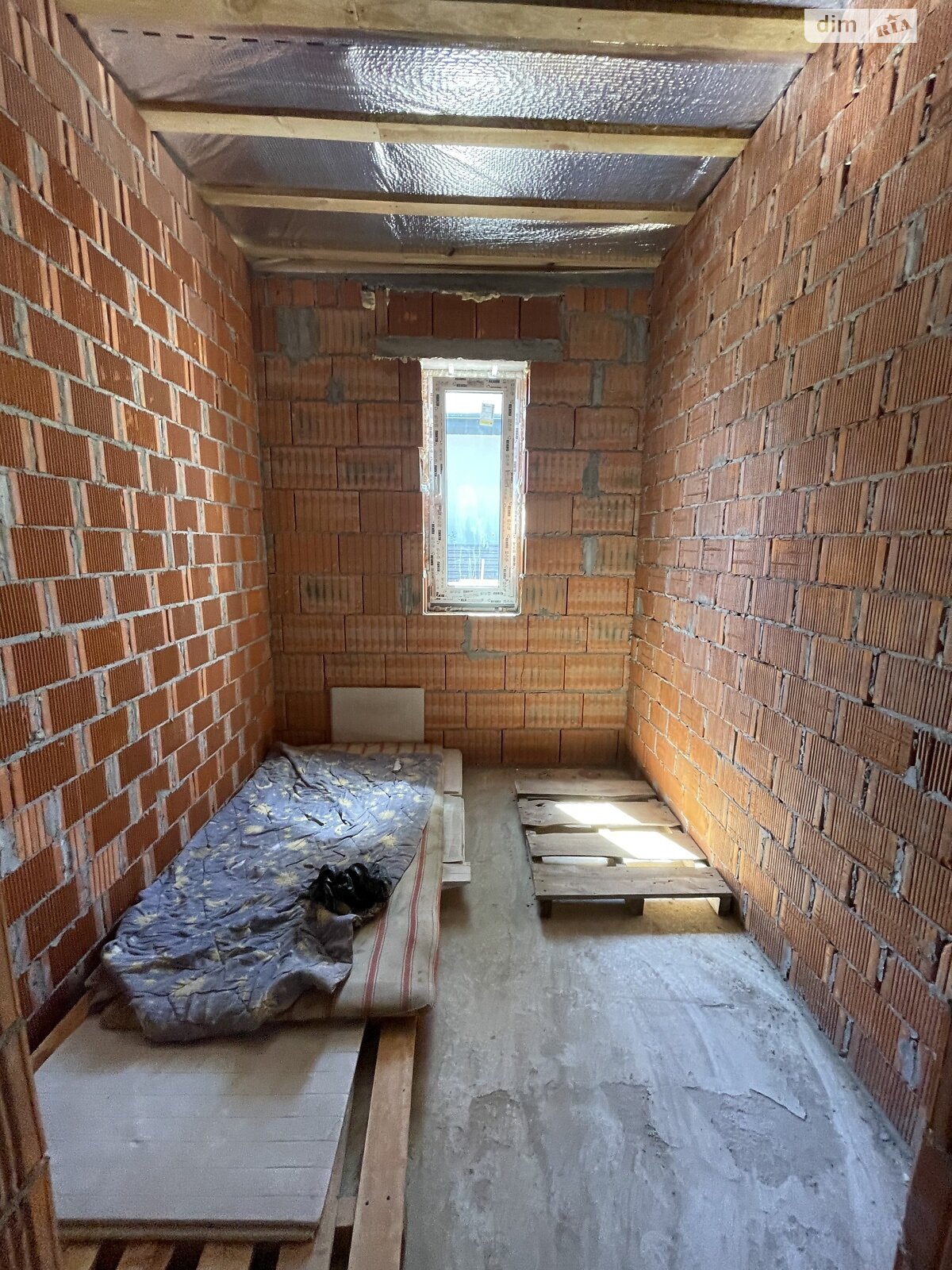 одноэтажный дом, 110 кв. м, кирпич. Продажа в Дмитровке фото 1 одноэтажный дом, 110 кв. м, кирпич. Продажа в Дмитровке фото 1