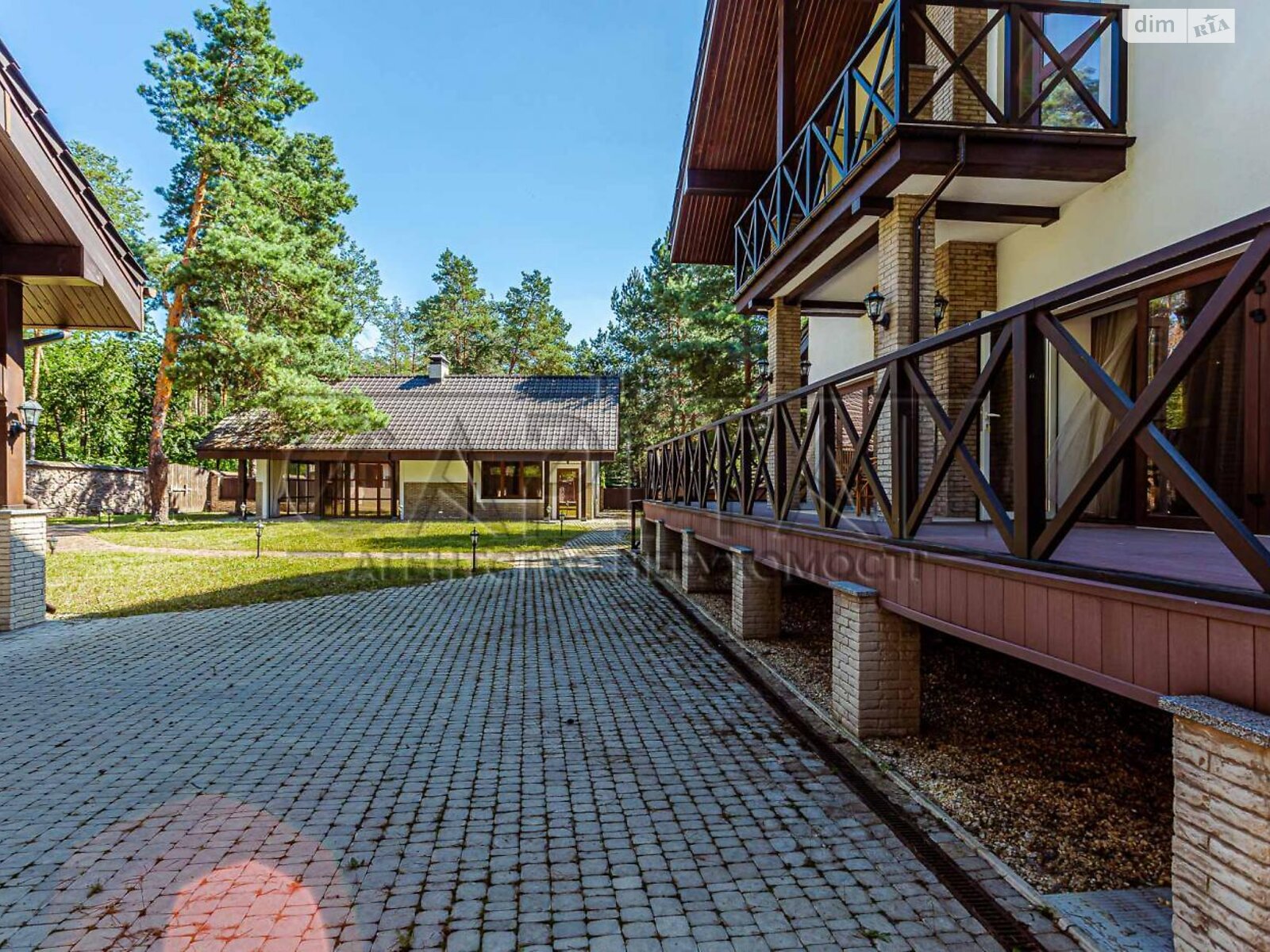 двоповерховий будинок з опаленням, 314 кв. м, кирпич. Продаж у Дмитрівці фото 1 двоповерховий будинок з опаленням, 314 кв. м, кирпич. Продаж у Дмитрівці фото 1