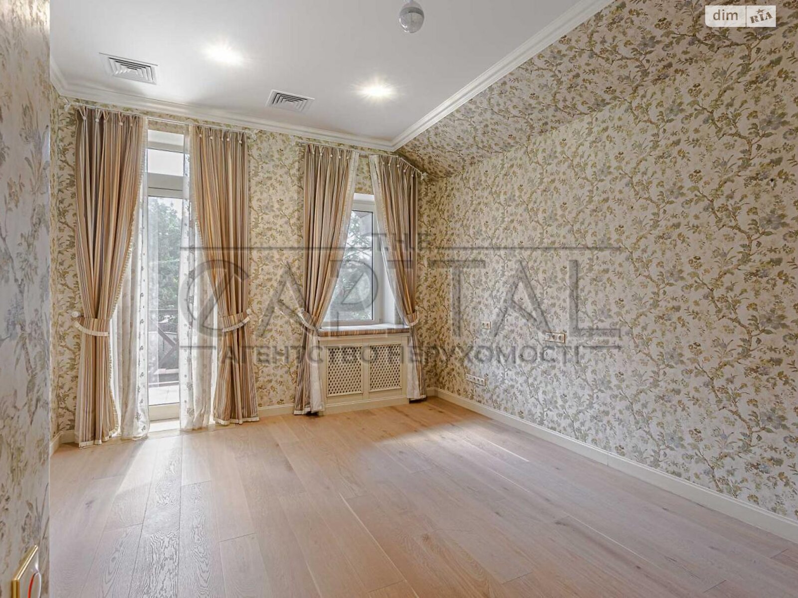 двоповерховий будинок з опаленням, 314 кв. м, кирпич. Продаж у Дмитрівці фото 1 двоповерховий будинок з опаленням, 314 кв. м, кирпич. Продаж у Дмитрівці фото 1