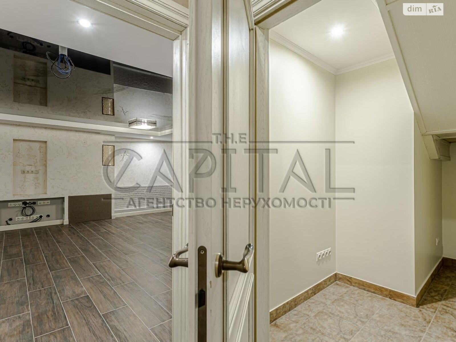 двоповерховий будинок з опаленням, 314 кв. м, кирпич. Продаж у Дмитрівці фото 1 двоповерховий будинок з опаленням, 314 кв. м, кирпич. Продаж у Дмитрівці фото 1