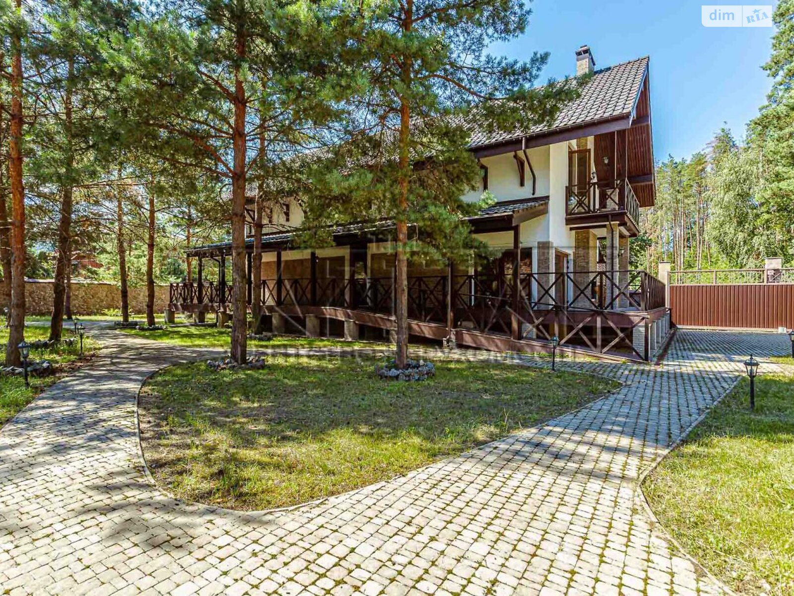 двоповерховий будинок з опаленням, 314 кв. м, кирпич. Продаж у Дмитрівці фото 1 двоповерховий будинок з опаленням, 314 кв. м, кирпич. Продаж у Дмитрівці фото 1