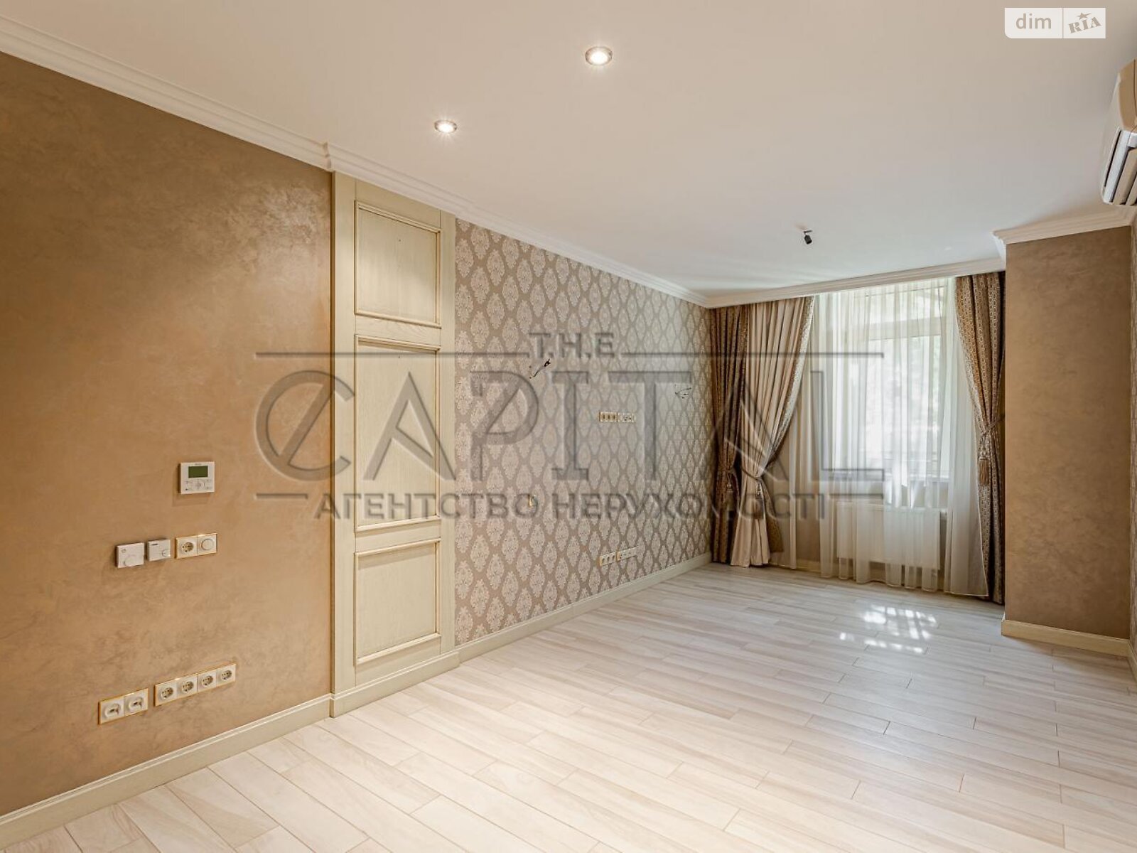 двухэтажный дом с отоплением, 314 кв. м, кирпич. Продажа в Дмитровке фото 1 двухэтажный дом с отоплением, 314 кв. м, кирпич. Продажа в Дмитровке фото 1