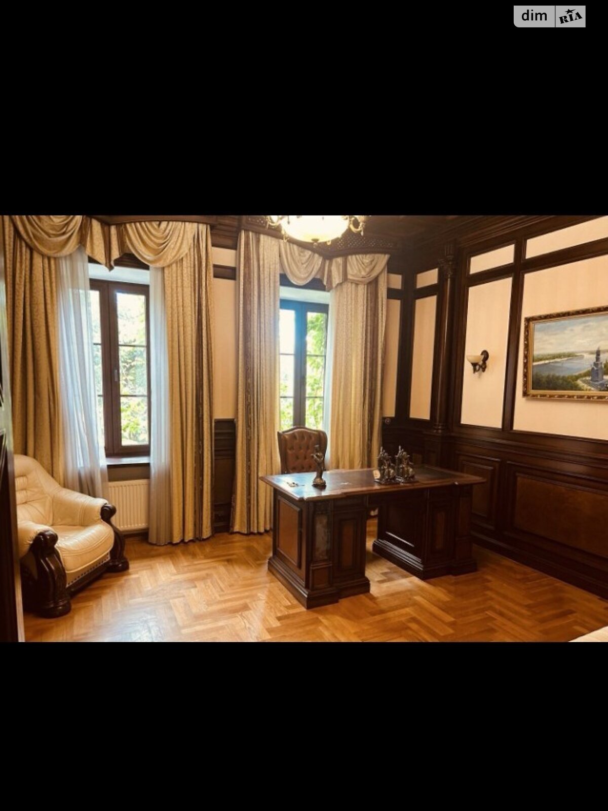 трехэтажный дом, 500 кв. м, кирпич. Продажа в Дмитровке фото 1 трехэтажный дом, 500 кв. м, кирпич. Продажа в Дмитровке фото 1