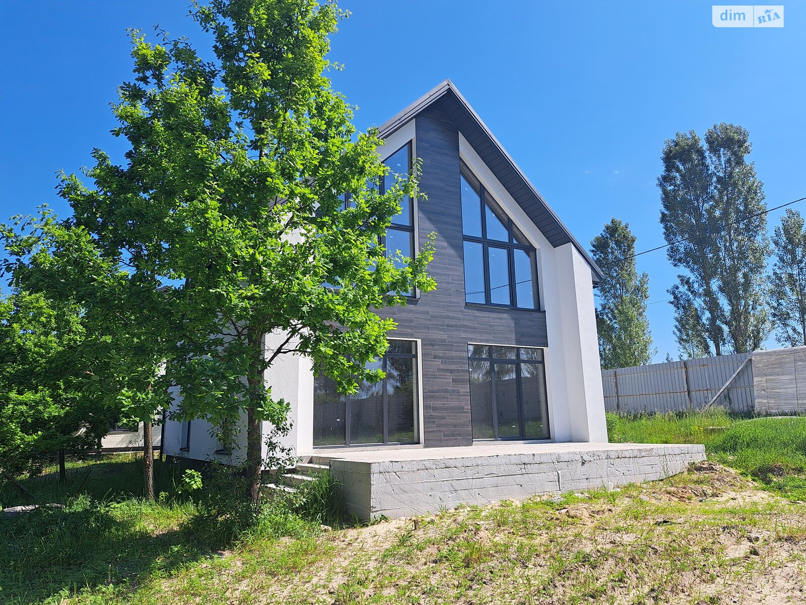 двухэтажный дом, 154 кв. м, кирпич. Продажа в Дмитровке фото 1 двухэтажный дом, 154 кв. м, кирпич. Продажа в Дмитровке фото 1