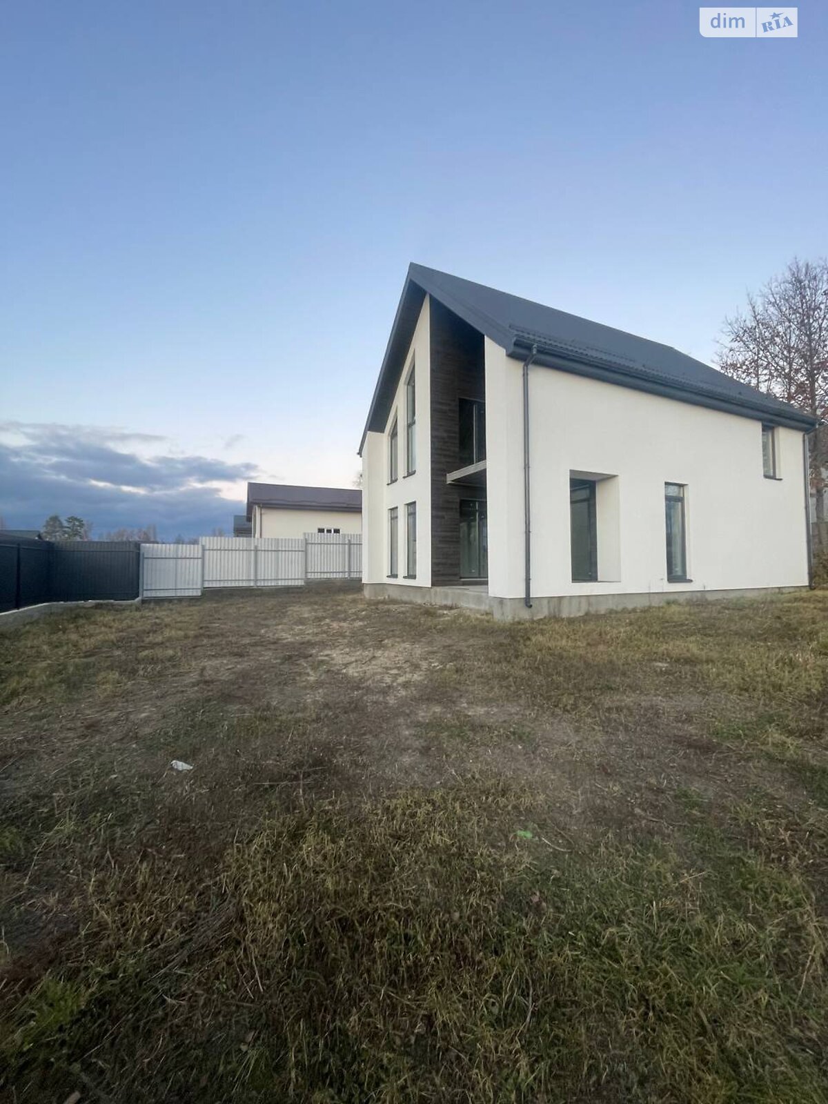 двухэтажный дом, 111 кв. м, кирпич. Продажа в Дмитровке фото 1