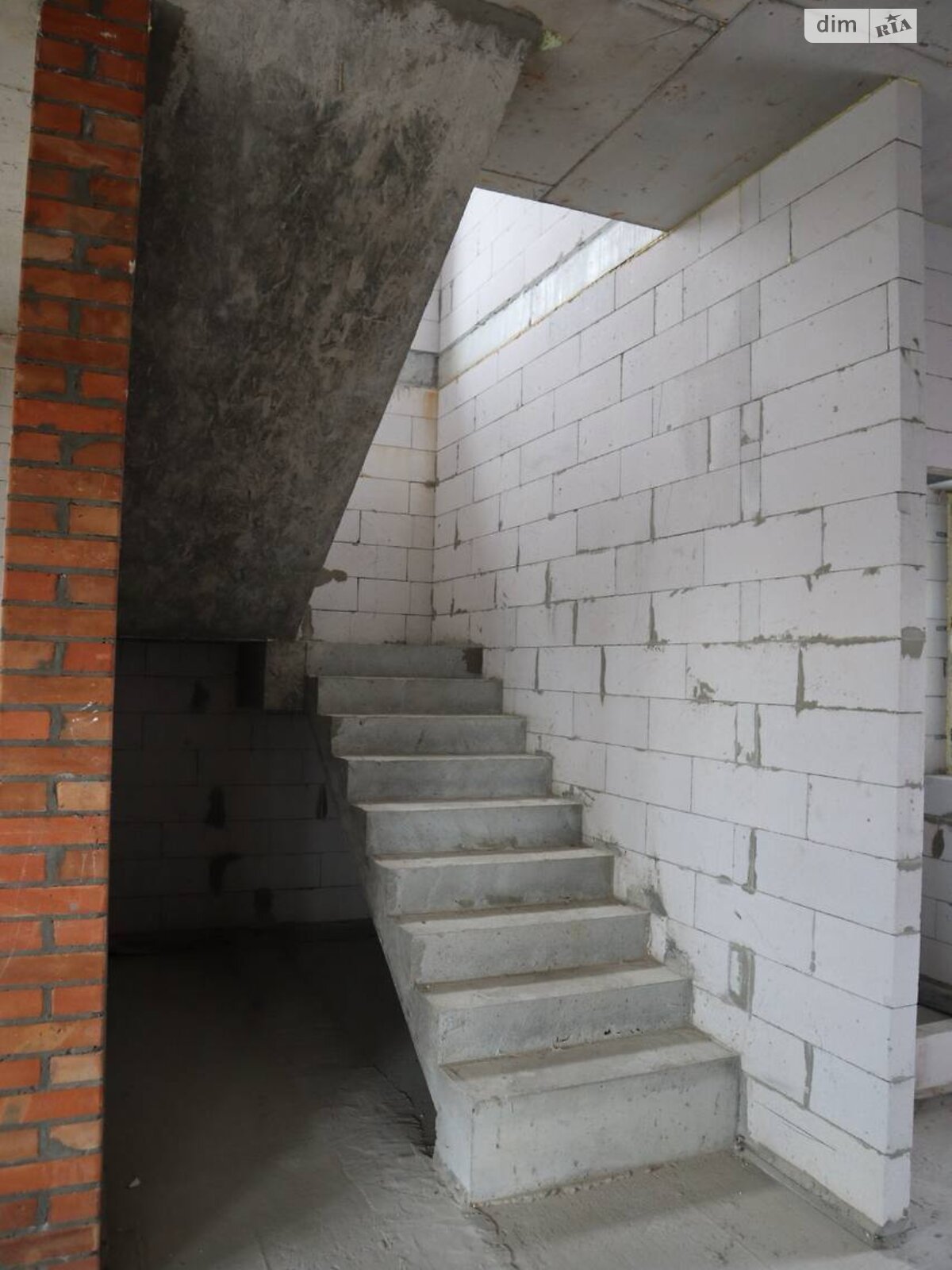 двухэтажный дом с верандой, 220 кв. м, газобетон. Продажа в Дмитровке фото 1 двухэтажный дом с верандой, 220 кв. м, газобетон. Продажа в Дмитровке фото 1