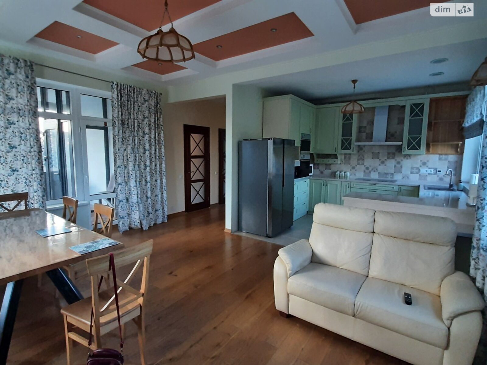 двухэтажный дом с гаражом, 270 кв. м, кирпич. Продажа в Дмитровке фото 1 двухэтажный дом с гаражом, 270 кв. м, кирпич. Продажа в Дмитровке фото 1