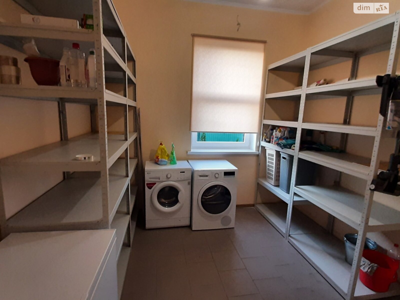 двухэтажный дом с гаражом, 270 кв. м, кирпич. Продажа в Дмитровке фото 1 двухэтажный дом с гаражом, 270 кв. м, кирпич. Продажа в Дмитровке фото 1