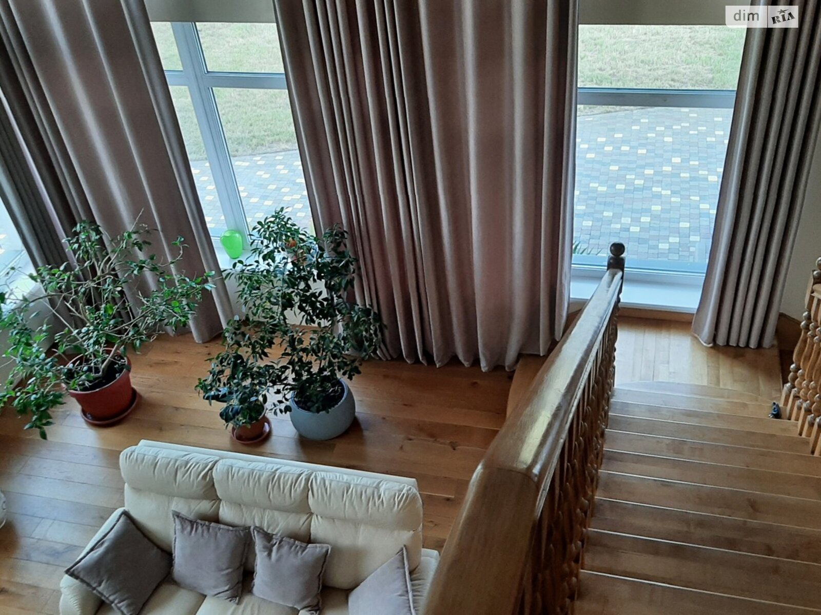 двухэтажный дом с гаражом, 270 кв. м, кирпич. Продажа в Дмитровке фото 1 двухэтажный дом с гаражом, 270 кв. м, кирпич. Продажа в Дмитровке фото 1