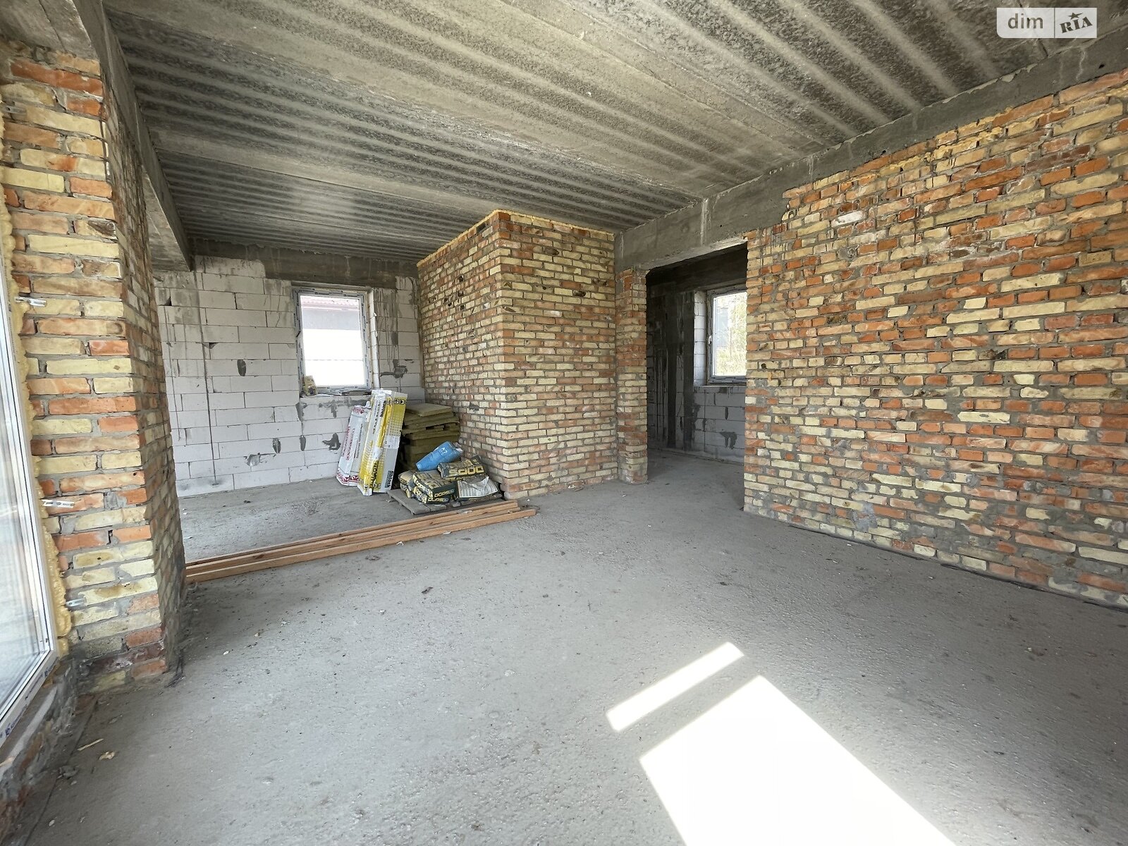 двухэтажный дом с балконом, 110 кв. м, газобетон. Продажа в Дмитровке фото 1 двухэтажный дом с балконом, 110 кв. м, газобетон. Продажа в Дмитровке фото 1
