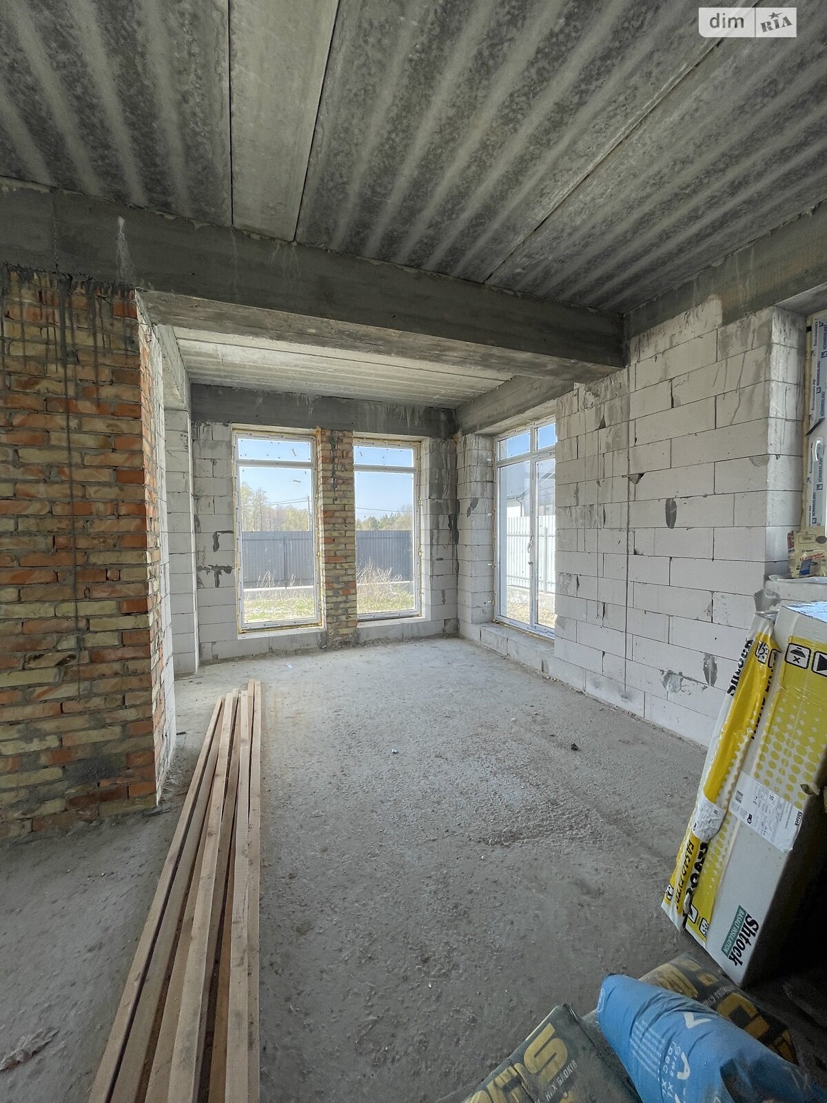 двухэтажный дом с балконом, 110 кв. м, газобетон. Продажа в Дмитровке фото 1 двухэтажный дом с балконом, 110 кв. м, газобетон. Продажа в Дмитровке фото 1