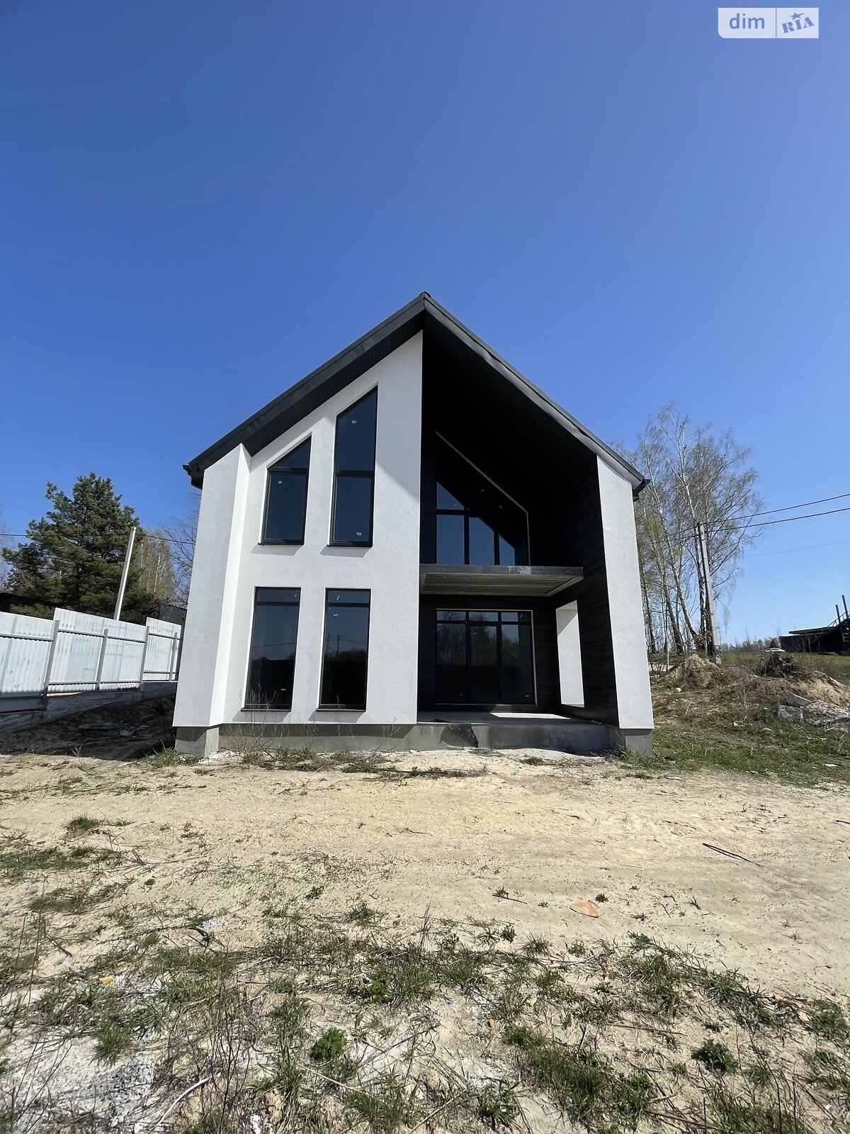 двухэтажный дом с балконом, 110 кв. м, газобетон. Продажа в Дмитровке фото 1 двухэтажный дом с балконом, 110 кв. м, газобетон. Продажа в Дмитровке фото 1