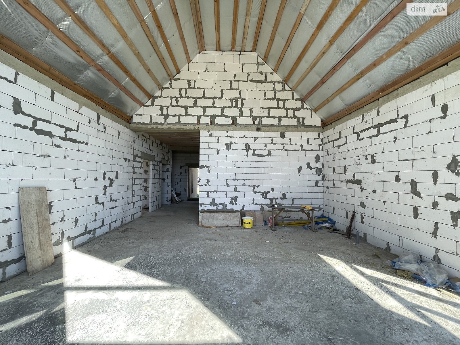 одноповерховий будинок з мансардою, 150 кв. м, газобетон. Продаж у Дмитрівці фото 1 одноповерховий будинок з мансардою, 150 кв. м, газобетон. Продаж у Дмитрівці фото 1