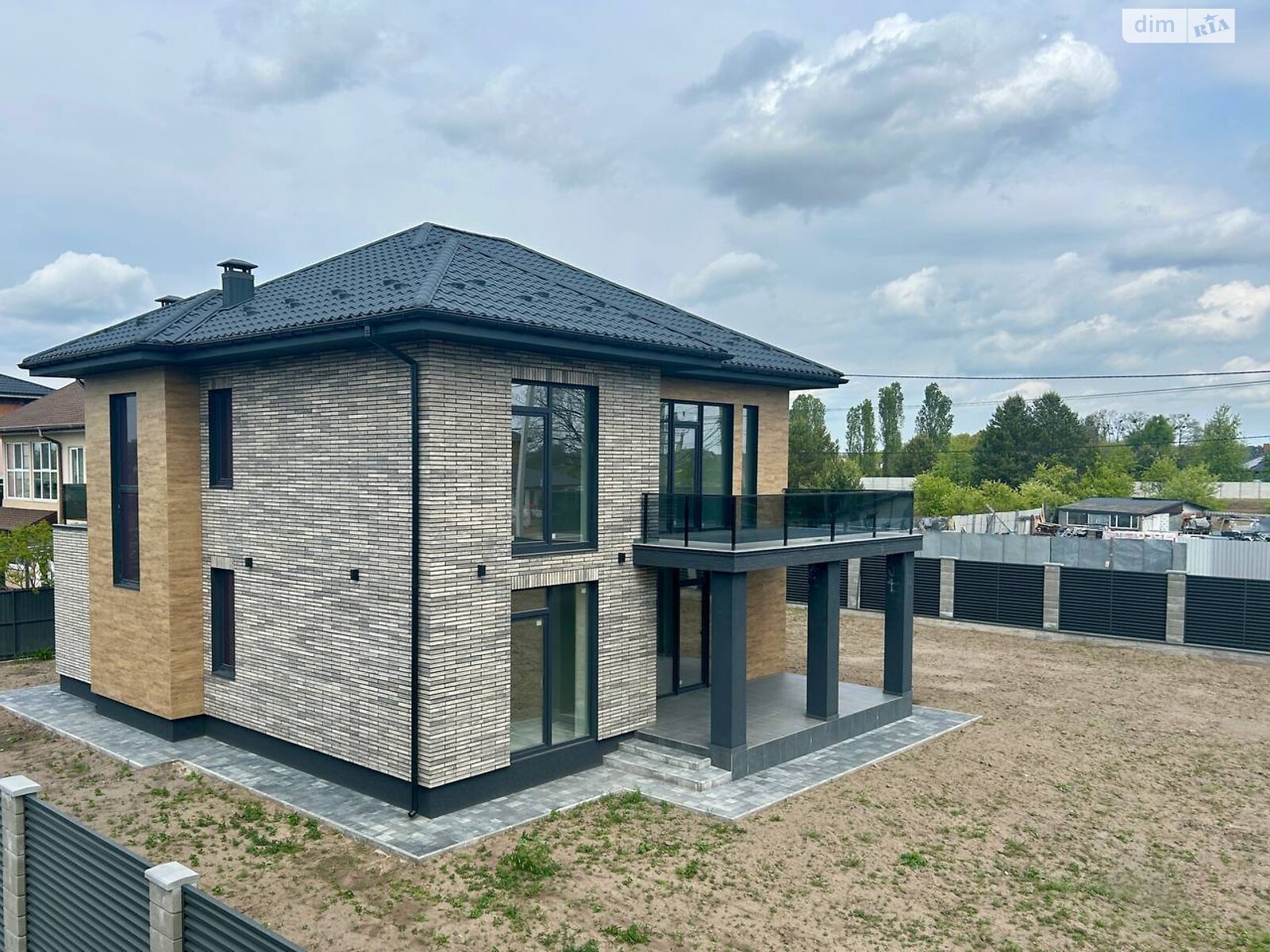 двухэтажный дом, 163 кв. м, керамический блок. Продажа в Дмитровке фото 1 двухэтажный дом, 163 кв. м, керамический блок. Продажа в Дмитровке фото 1