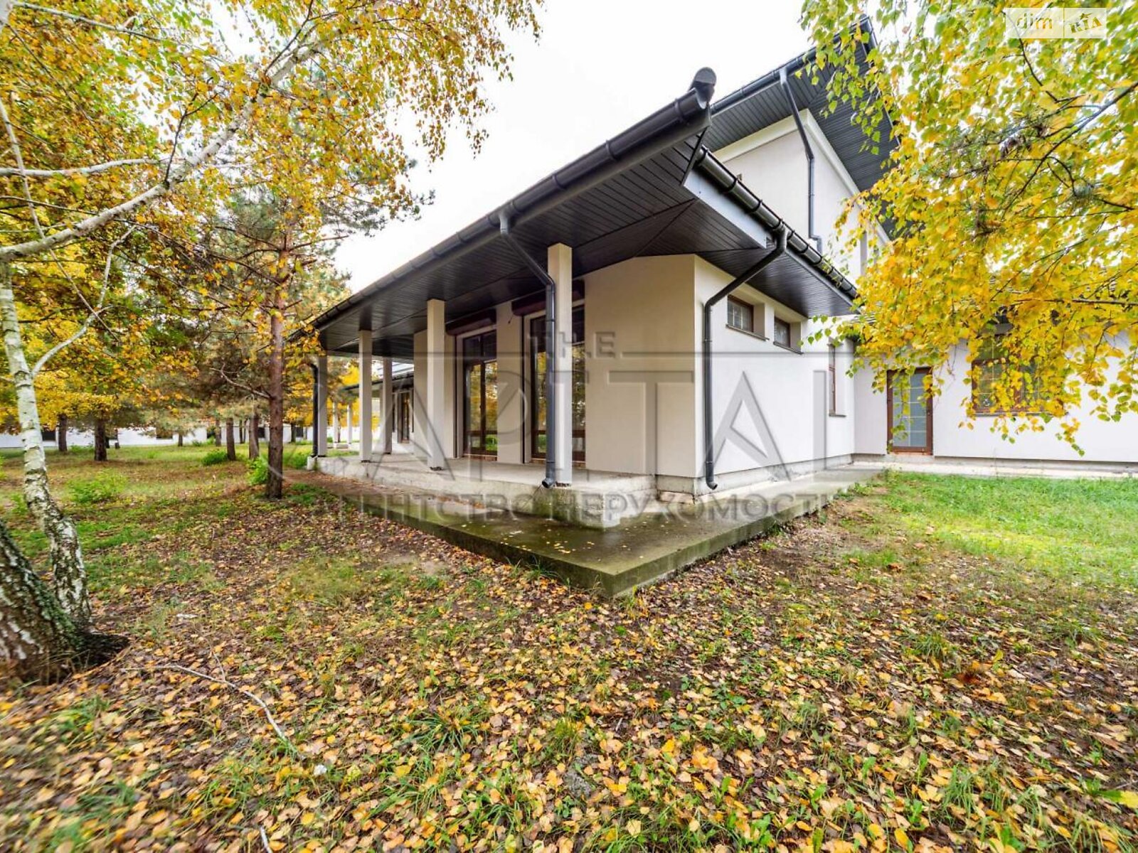 двухэтажный дом с гаражом, 550 кв. м, кирпич. Продажа в Дмитровке фото 1