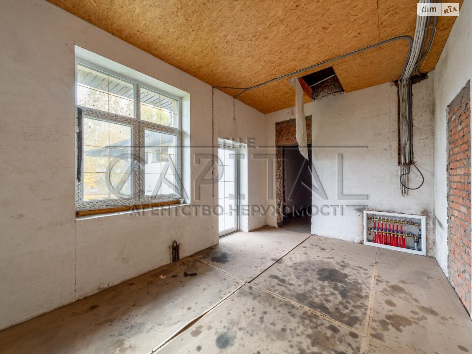 двухэтажный дом с гаражом, 550 кв. м, кирпич. Продажа в Дмитровке фото 1