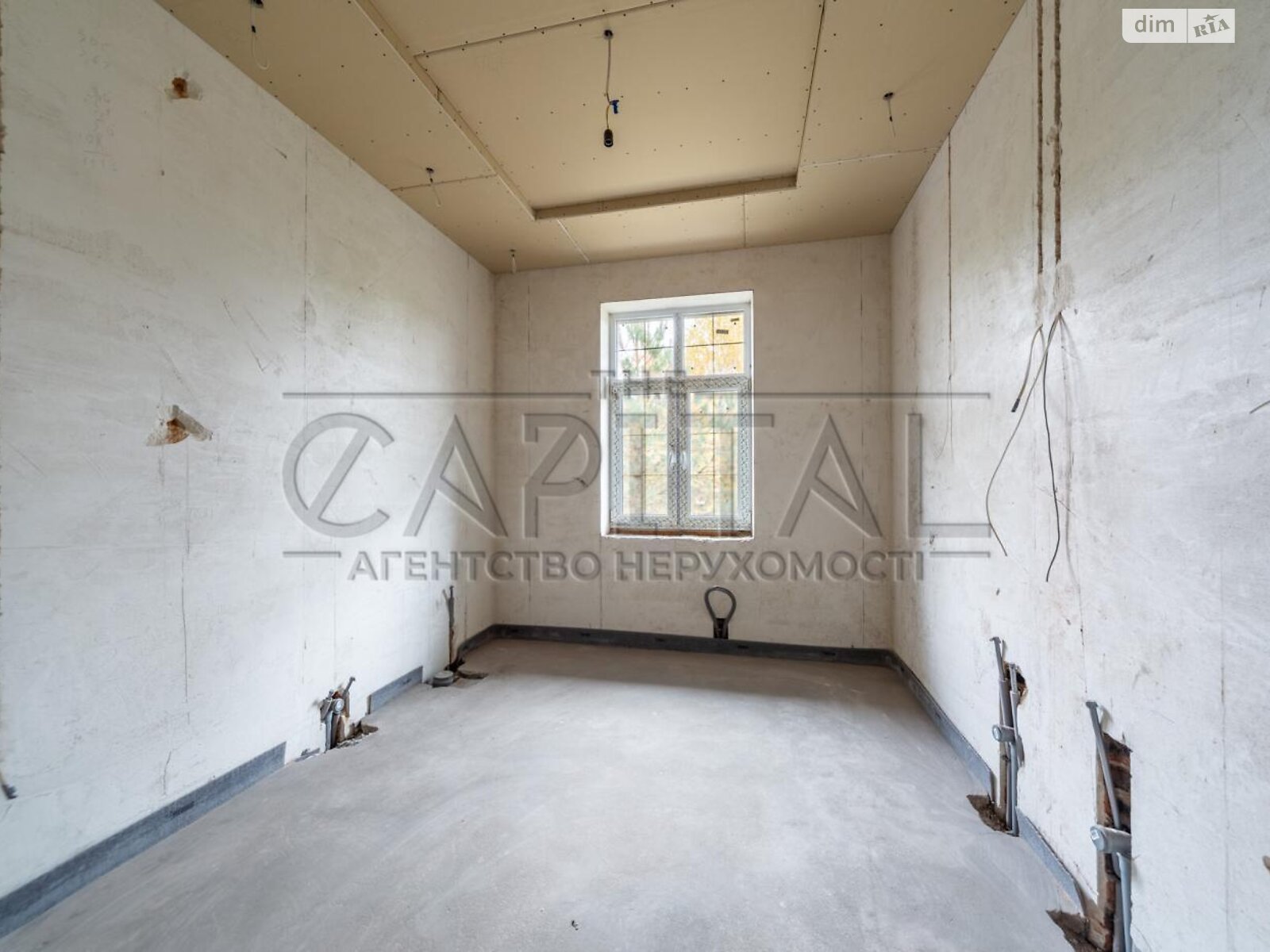 двухэтажный дом с гаражом, 550 кв. м, кирпич. Продажа в Дмитровке фото 1