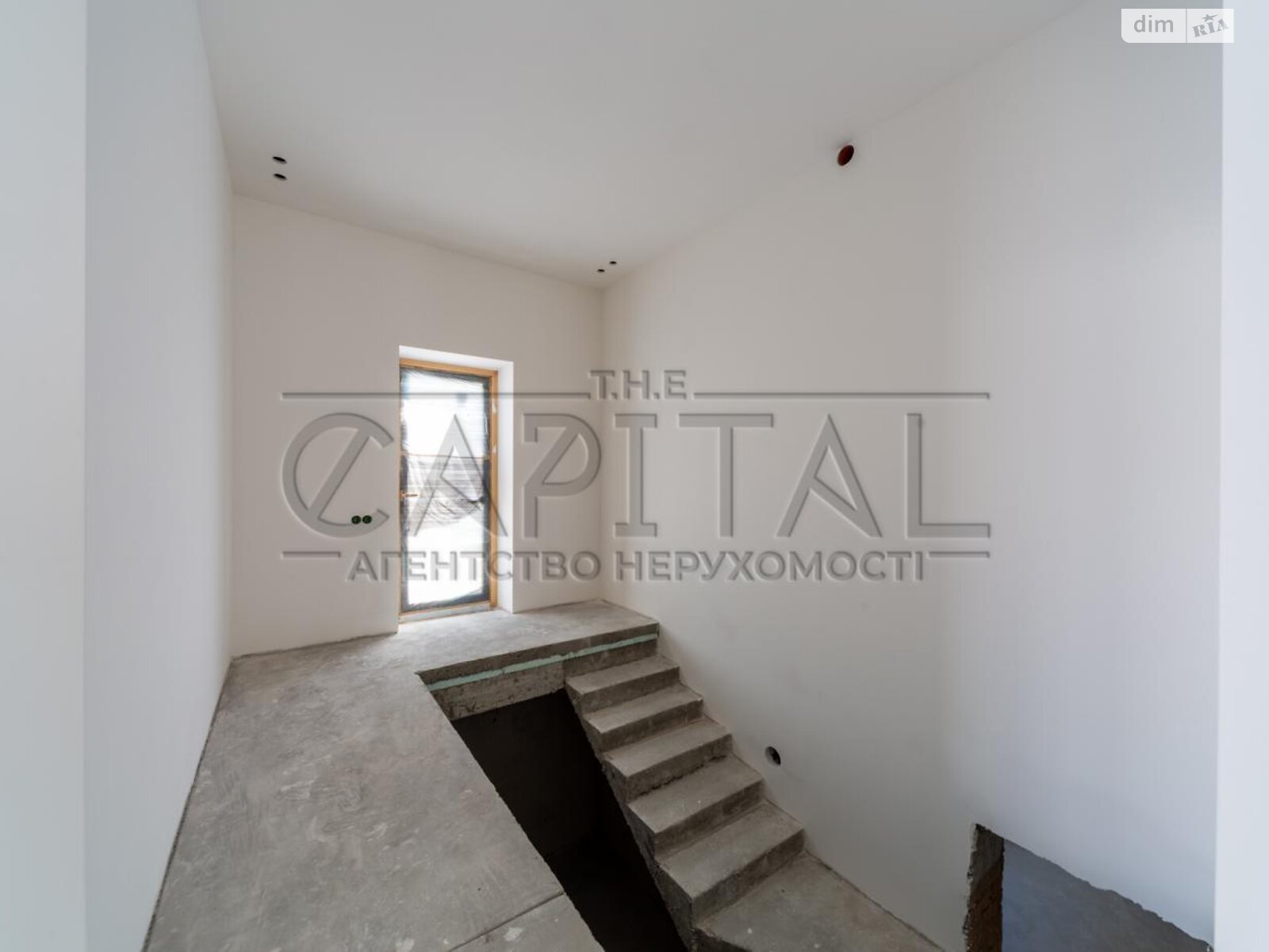 одноэтажный дом, 250 кв. м, кирпич. Продажа в Дмитровке фото 1