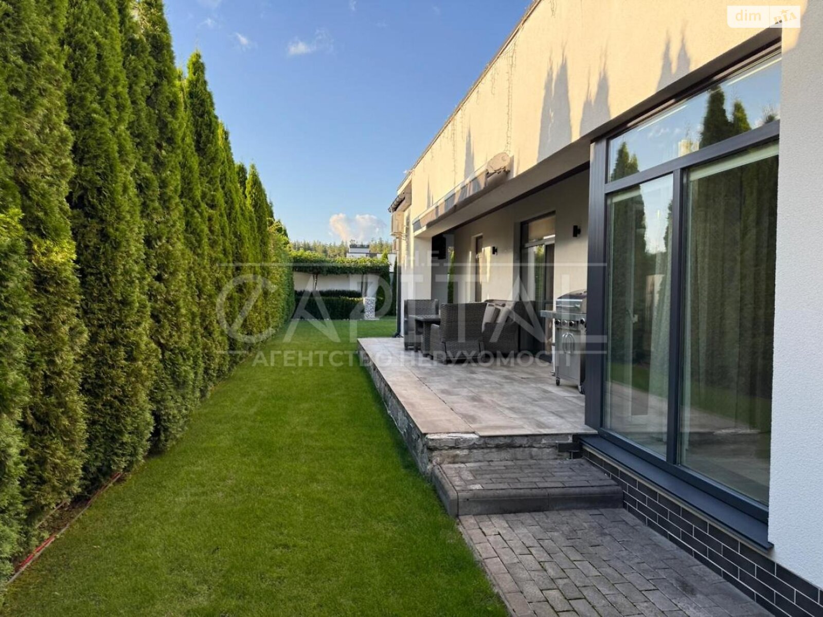 одноповерховий будинок з опаленням, 160 кв. м, цегла. Продаж у Дмитрівці фото 1 одноповерховий будинок з опаленням, 160 кв. м, цегла. Продаж у Дмитрівці фото 1