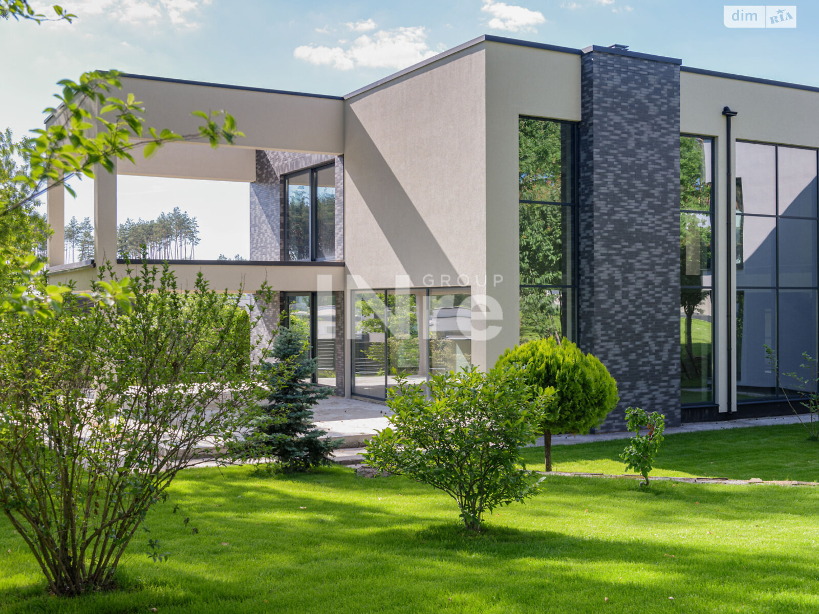 двоповерховий будинок, 445 кв. м, цегла. Продаж у Дмитрівці фото 1 двоповерховий будинок, 445 кв. м, цегла. Продаж у Дмитрівці фото 1
