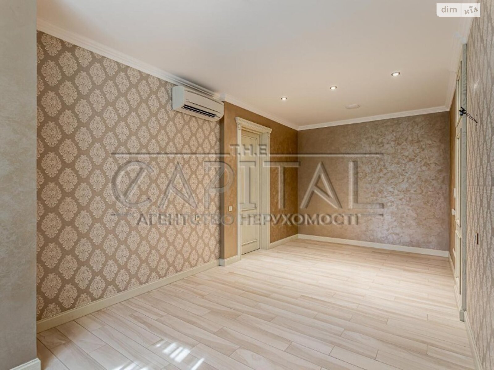 двухэтажный дом, 314 кв. м, кирпич. Продажа в Дмитровке фото 1 двухэтажный дом, 314 кв. м, кирпич. Продажа в Дмитровке фото 1