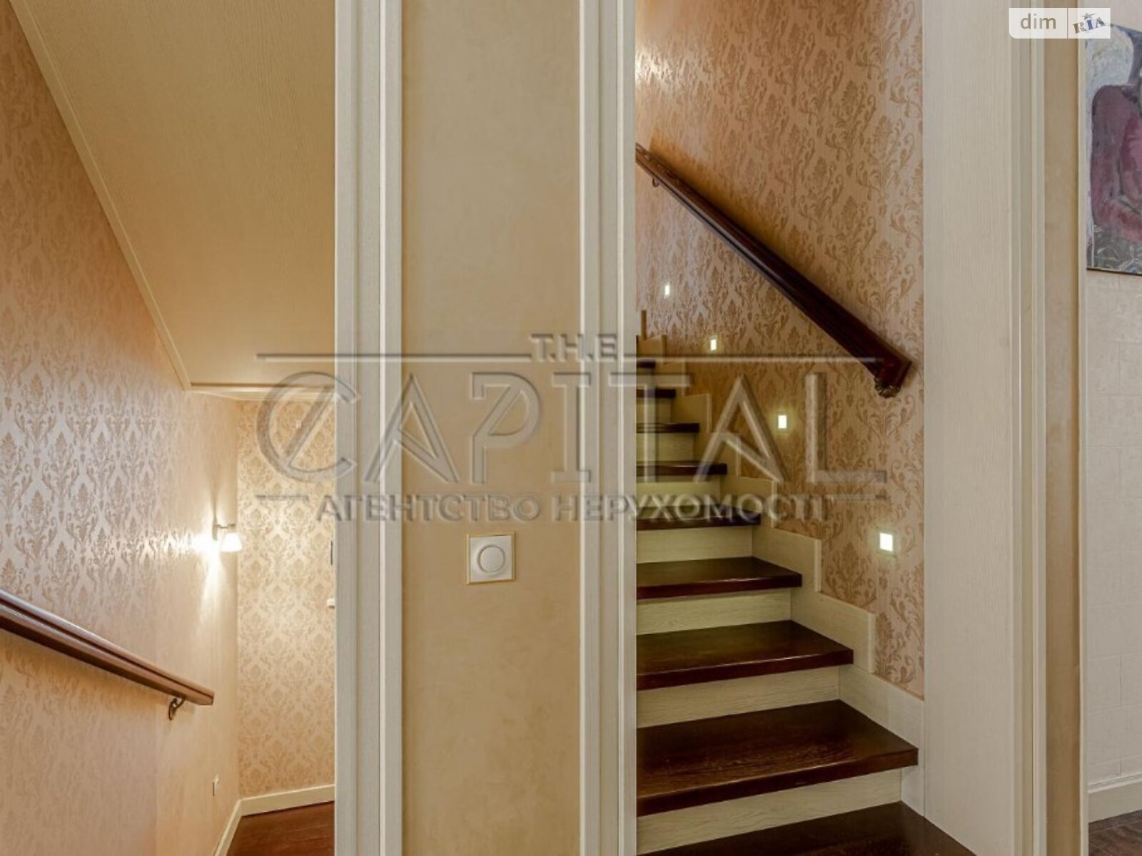 двухэтажный дом, 314 кв. м, кирпич. Продажа в Дмитровке фото 1 двухэтажный дом, 314 кв. м, кирпич. Продажа в Дмитровке фото 1