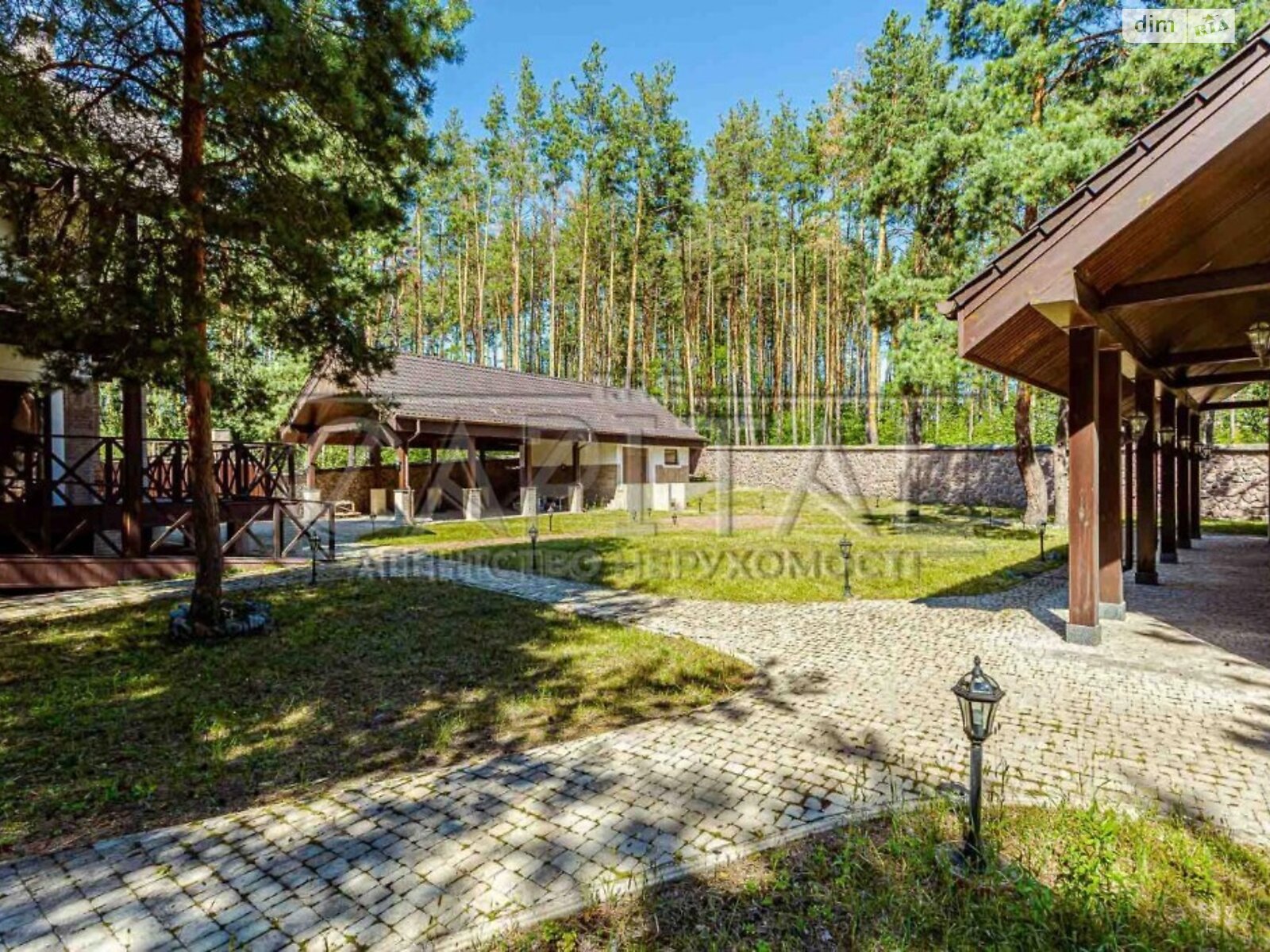двухэтажный дом, 314 кв. м, кирпич. Продажа в Дмитровке фото 1 двухэтажный дом, 314 кв. м, кирпич. Продажа в Дмитровке фото 1