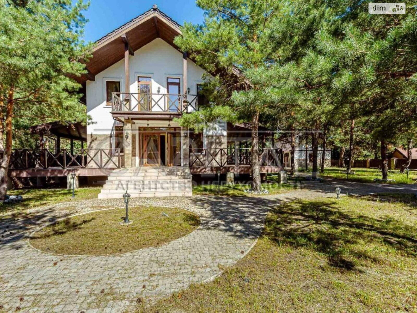 двухэтажный дом, 314 кв. м, кирпич. Продажа в Дмитровке фото 1 двухэтажный дом, 314 кв. м, кирпич. Продажа в Дмитровке фото 1
