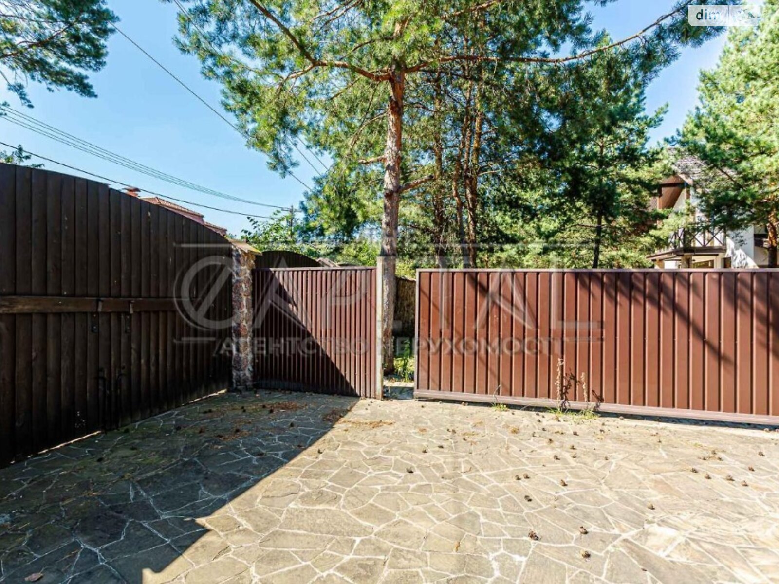 двухэтажный дом, 314 кв. м, кирпич. Продажа в Дмитровке фото 1 двухэтажный дом, 314 кв. м, кирпич. Продажа в Дмитровке фото 1