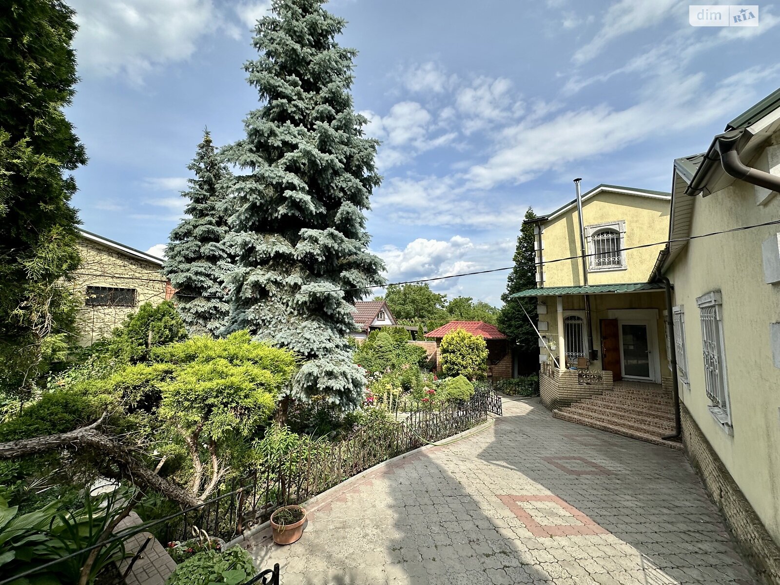 двухэтажный дом, 192.1 кв. м, кирпич. Продажа в Днепре район 1 мая фото 1 двухэтажный дом, 192.1 кв. м, кирпич. Продажа в Днепре район 1 мая фото 1