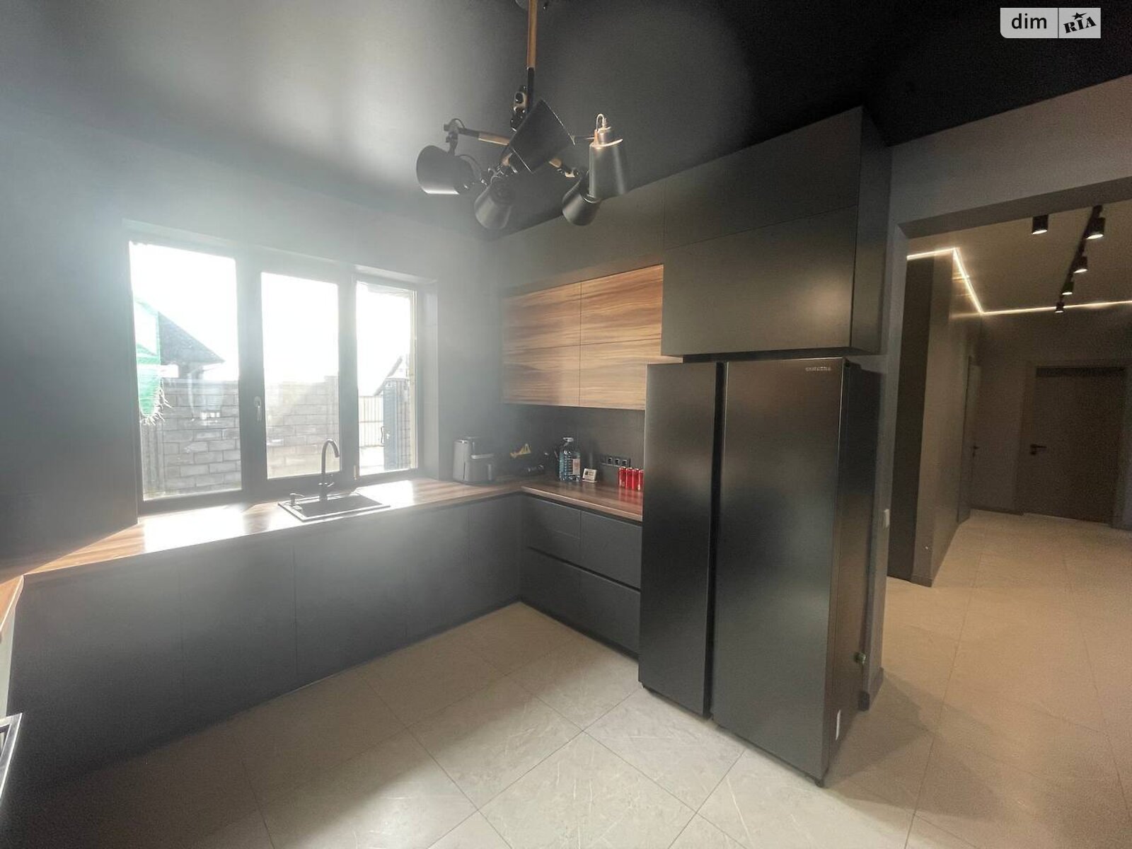 одноэтажный дом с гаражом, 130 кв. м, газобетон. Продажа в Днепре район Шевченковский фото 1