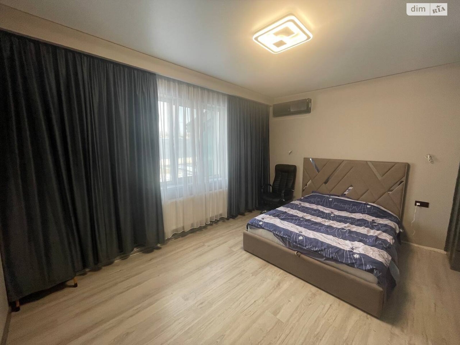 одноэтажный дом с гаражом, 130 кв. м, газобетон. Продажа в Днепре район Шевченковский фото 1