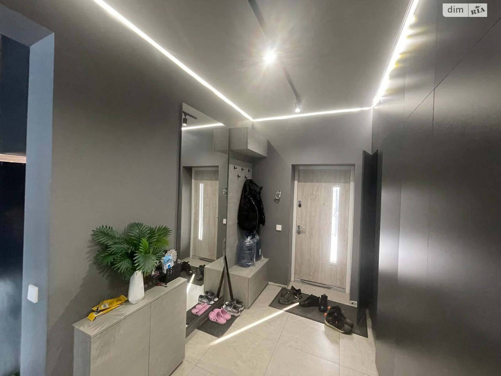 одноэтажный дом с гаражом, 130 кв. м, газобетон. Продажа в Днепре район Шевченковский фото 1