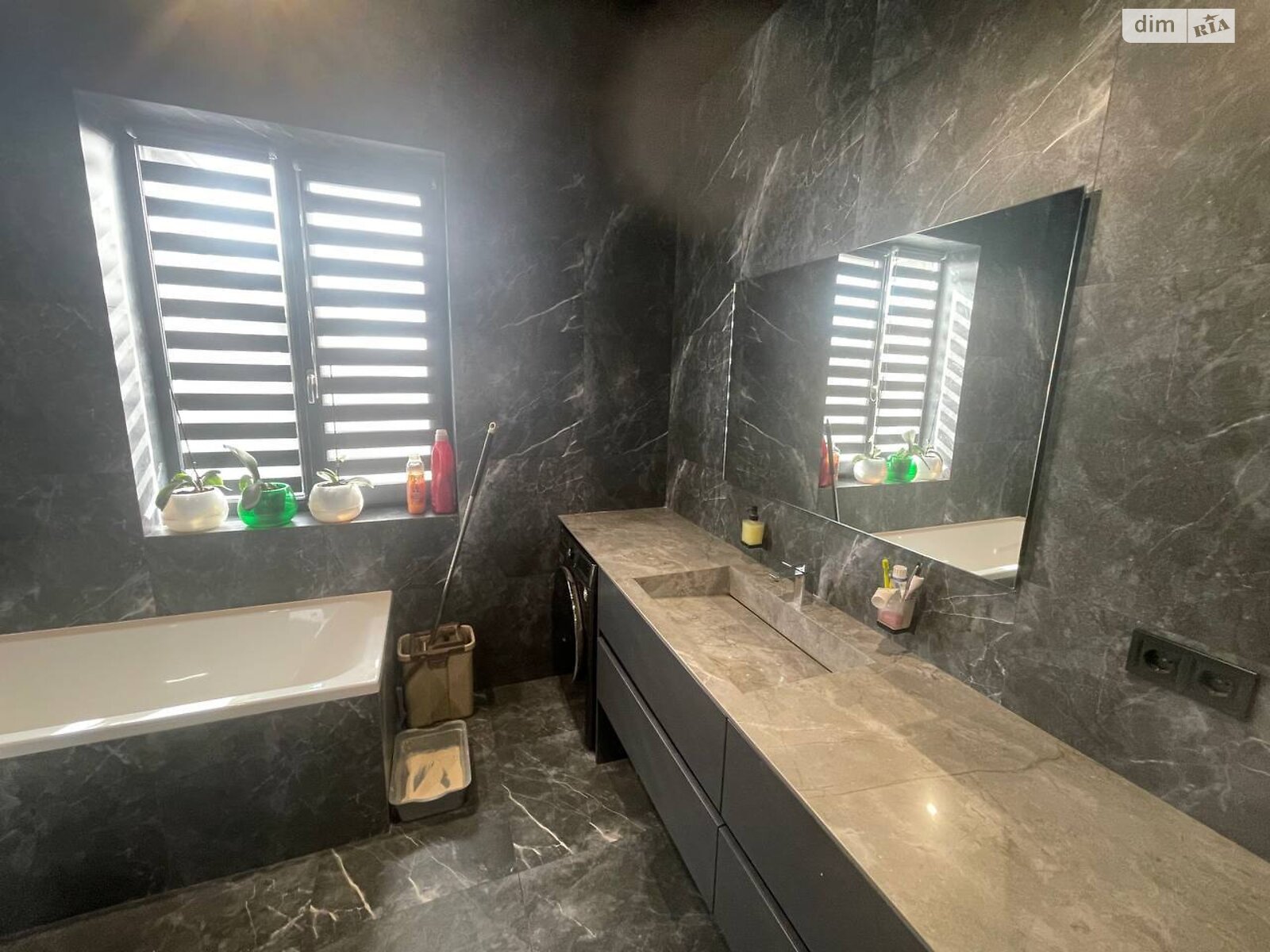 одноэтажный дом с гаражом, 130 кв. м, газобетон. Продажа в Днепре район Шевченковский фото 1