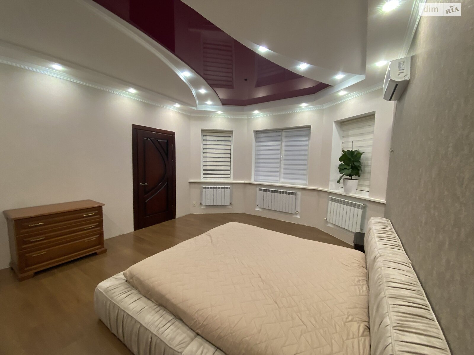 двухэтажный дом с гаражом, 206.1 кв. м, кирпич. Продажа в Днепре район Амур фото 1