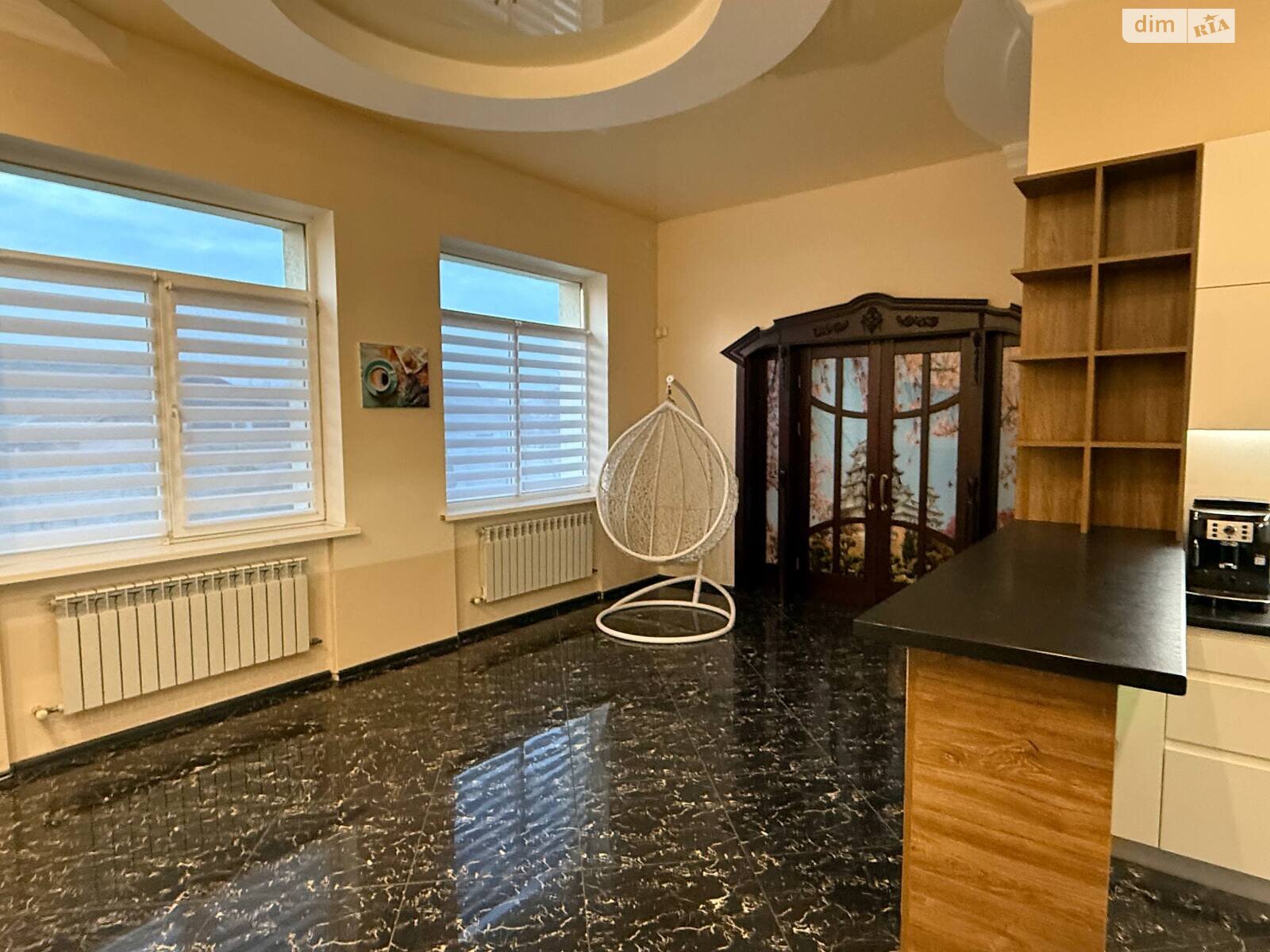 двухэтажный дом с гаражом, 206.1 кв. м, кирпич. Продажа в Днепре район Амур фото 1