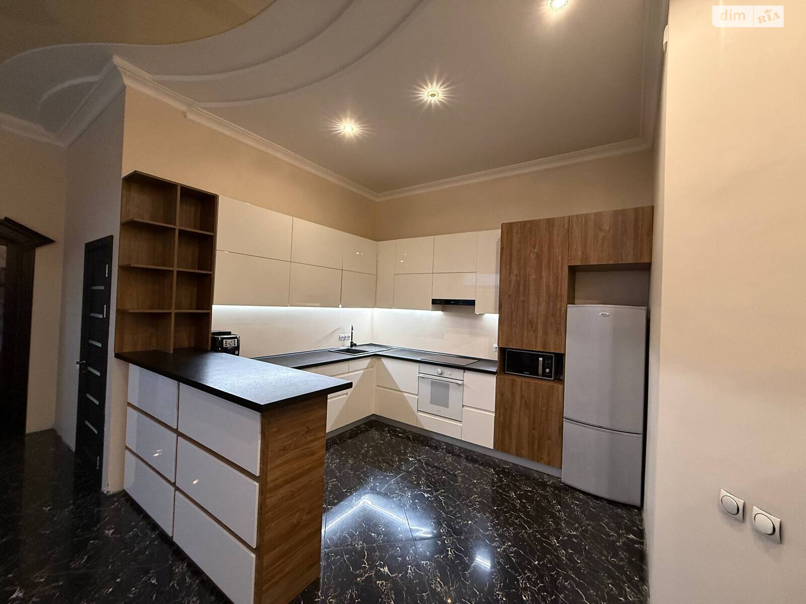 двухэтажный дом с гаражом, 206.1 кв. м, кирпич. Продажа в Днепре район Амур фото 1