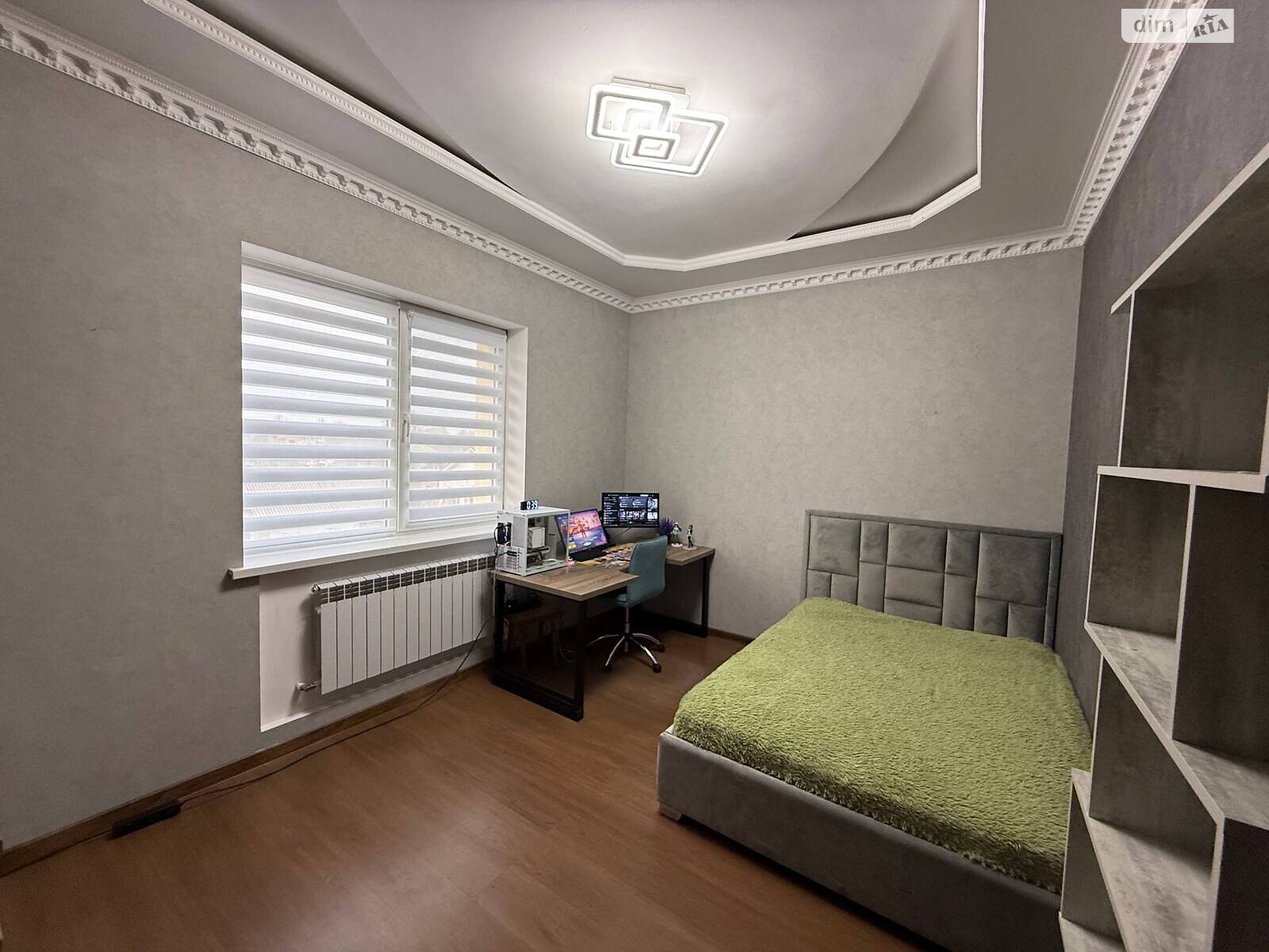 двухэтажный дом с гаражом, 206.1 кв. м, кирпич. Продажа в Днепре район Амур фото 1