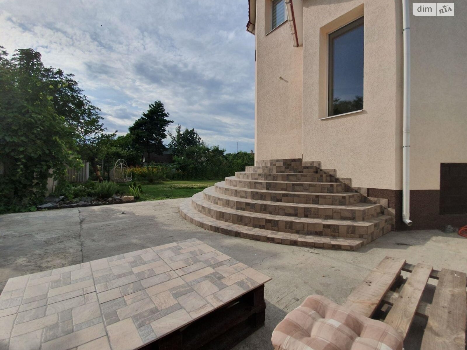 двухэтажный дом с гаражом, 206.1 кв. м, кирпич. Продажа в Днепре район Амур фото 1