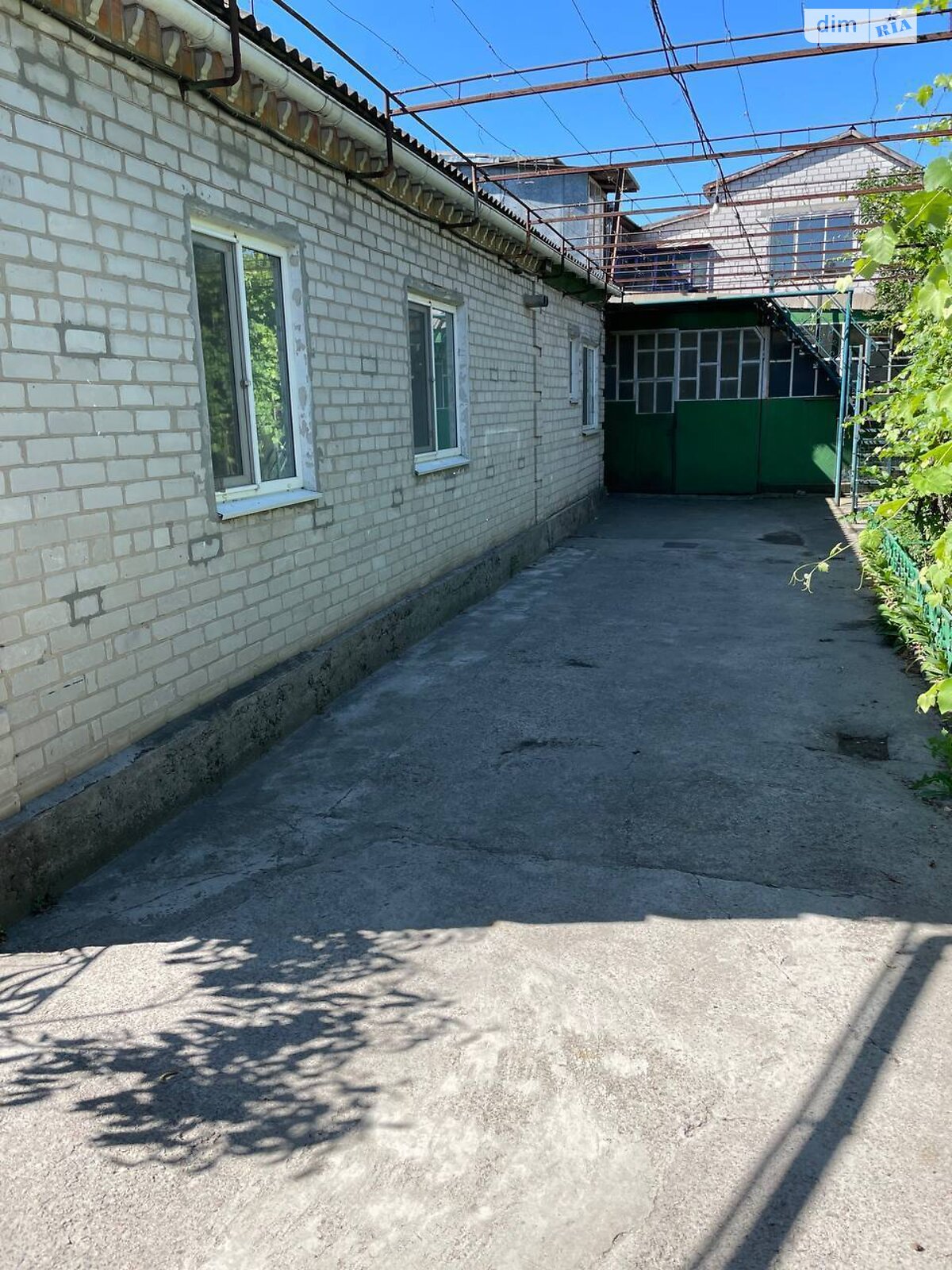 двоповерховий будинок з верандою, 121.7 кв. м, цегла. Продаж в Дніпрі, район Амур фото 1 двоповерховий будинок з верандою, 121.7 кв. м, цегла. Продаж в Дніпрі, район Амур фото 1