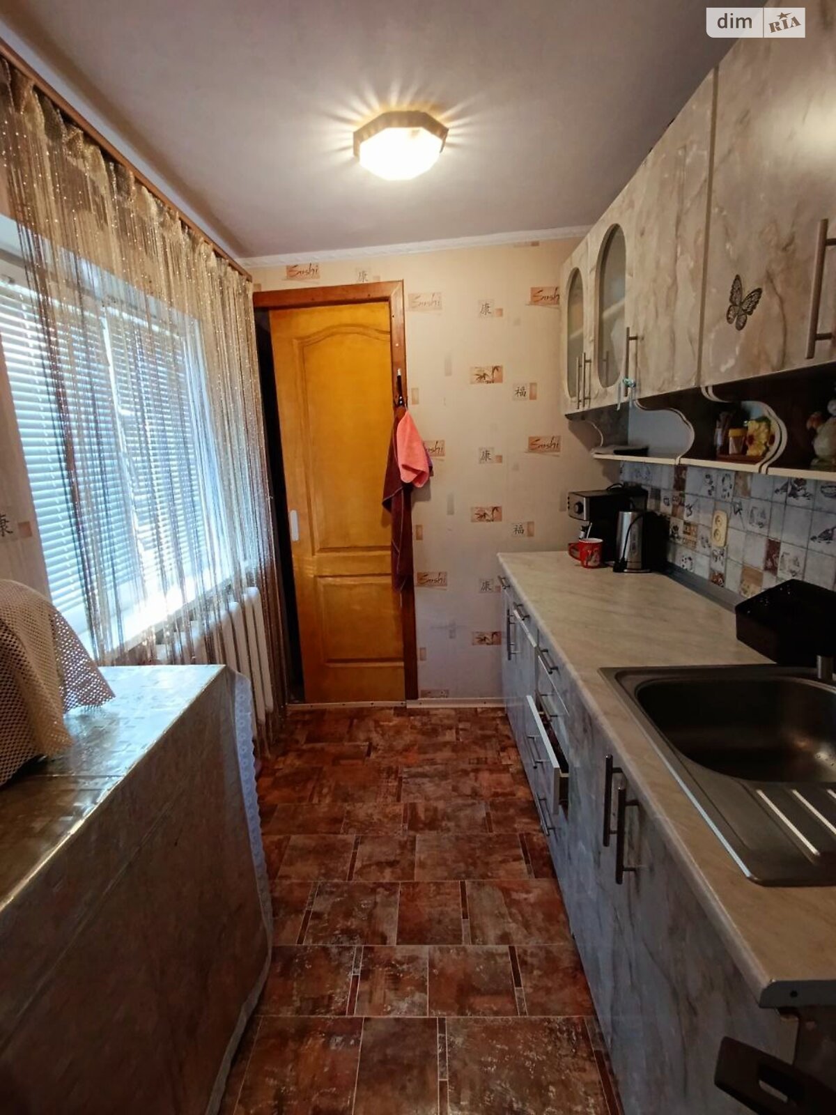 одноэтажный дом с гаражом, 54 кв. м, глинобитный. Продажа в Днепре район Амур фото 1 одноэтажный дом с гаражом, 54 кв. м, глинобитный. Продажа в Днепре район Амур фото 1