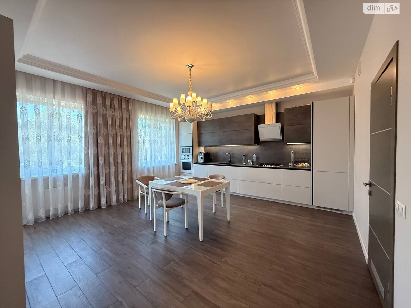 двоповерховий будинок з балконом, 275.6 кв. м, цегла. Продаж в Дніпрі, район Амур-Нижньодніпровський фото 1 двоповерховий будинок з балконом, 275.6 кв. м, цегла. Продаж в Дніпрі, район Амур-Нижньодніпровський фото 1