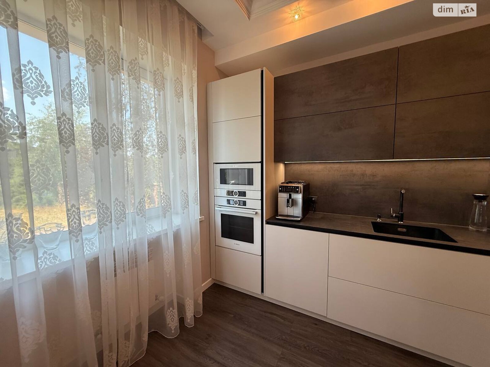 двоповерховий будинок з балконом, 275.6 кв. м, цегла. Продаж в Дніпрі, район Амур-Нижньодніпровський фото 1 двоповерховий будинок з балконом, 275.6 кв. м, цегла. Продаж в Дніпрі, район Амур-Нижньодніпровський фото 1
