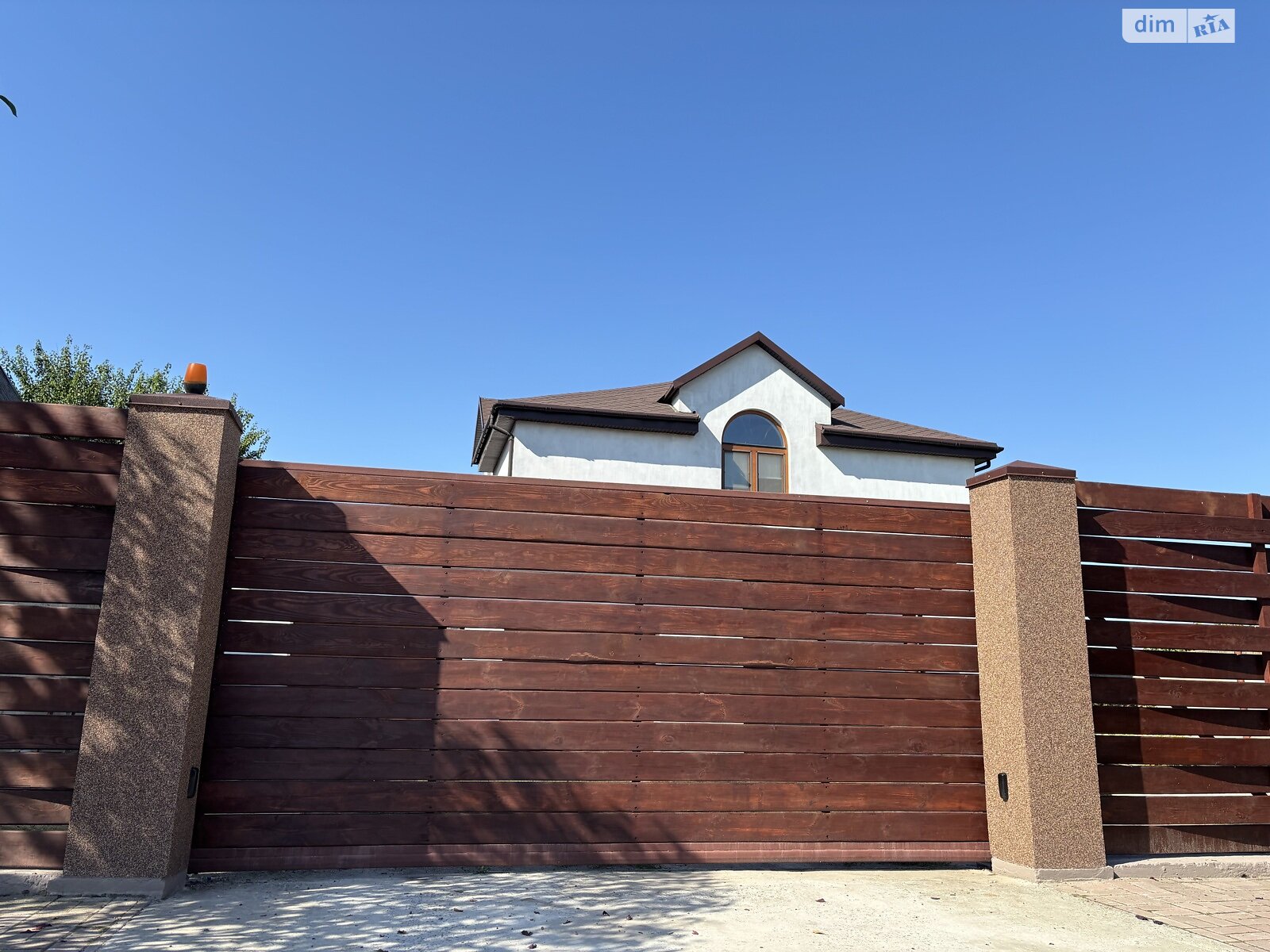 двоповерховий будинок з гаражем, 234.9 кв. м, газобетон. Продаж в Дніпрі, район Амур-Нижньодніпровський фото 1