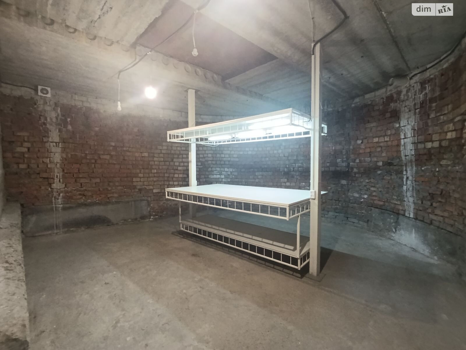 двоповерховий будинок з гаражем, 377.2 кв. м, цегла. Продаж в Дніпрі, район Амур-Нижньодніпровський фото 1 двоповерховий будинок з гаражем, 377.2 кв. м, цегла. Продаж в Дніпрі, район Амур-Нижньодніпровський фото 1
