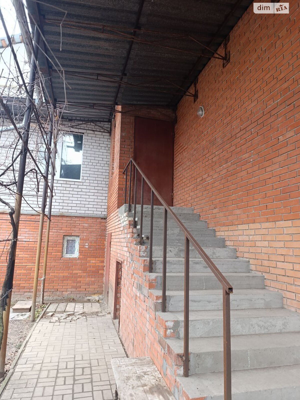 двоповерховий будинок з гаражем, 377.2 кв. м, цегла. Продаж в Дніпрі, район Амур-Нижньодніпровський фото 1 двоповерховий будинок з гаражем, 377.2 кв. м, цегла. Продаж в Дніпрі, район Амур-Нижньодніпровський фото 1