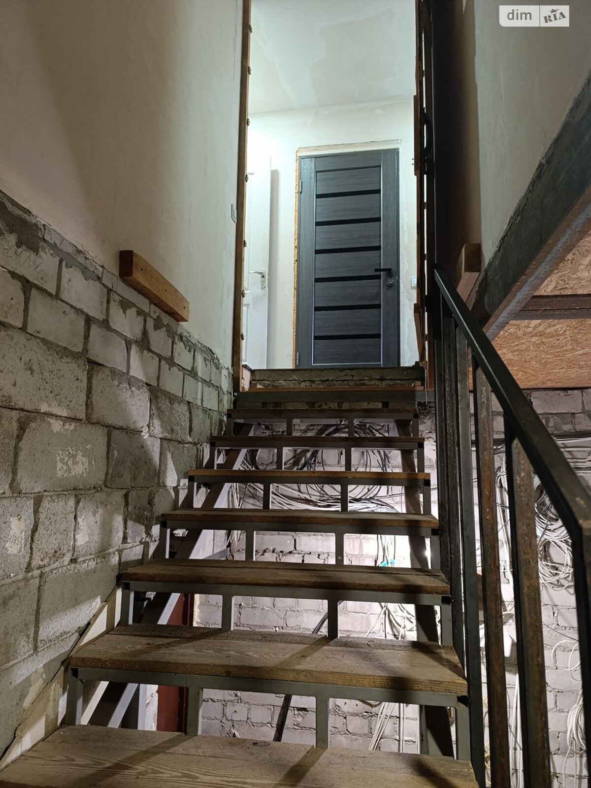 двоповерховий будинок з гаражем, 377.2 кв. м, цегла. Продаж в Дніпрі, район Амур-Нижньодніпровський фото 1 двоповерховий будинок з гаражем, 377.2 кв. м, цегла. Продаж в Дніпрі, район Амур-Нижньодніпровський фото 1